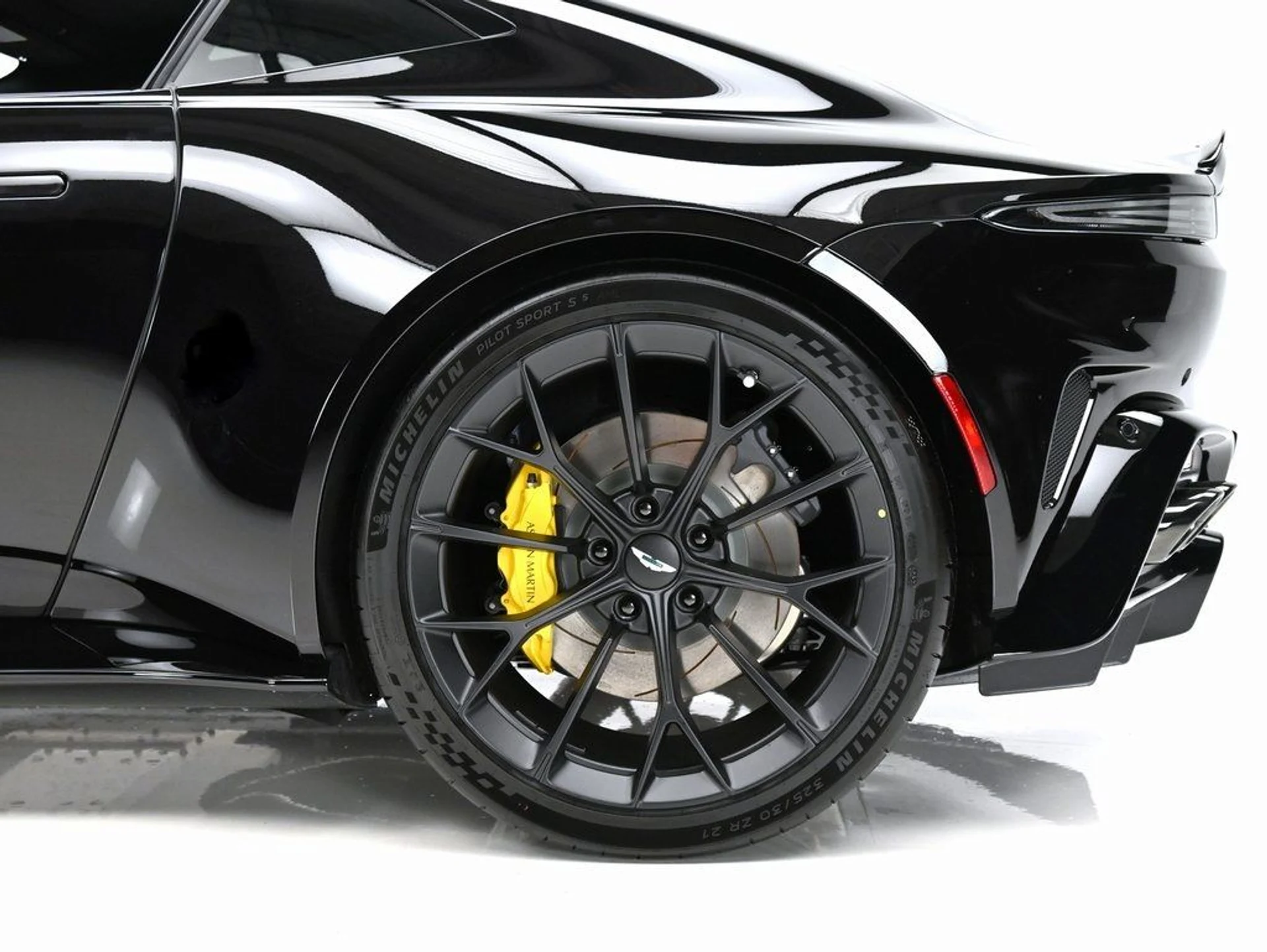 mph007_2466572148_24024e07eaff159aae75543cb49dc30b_860ef70797