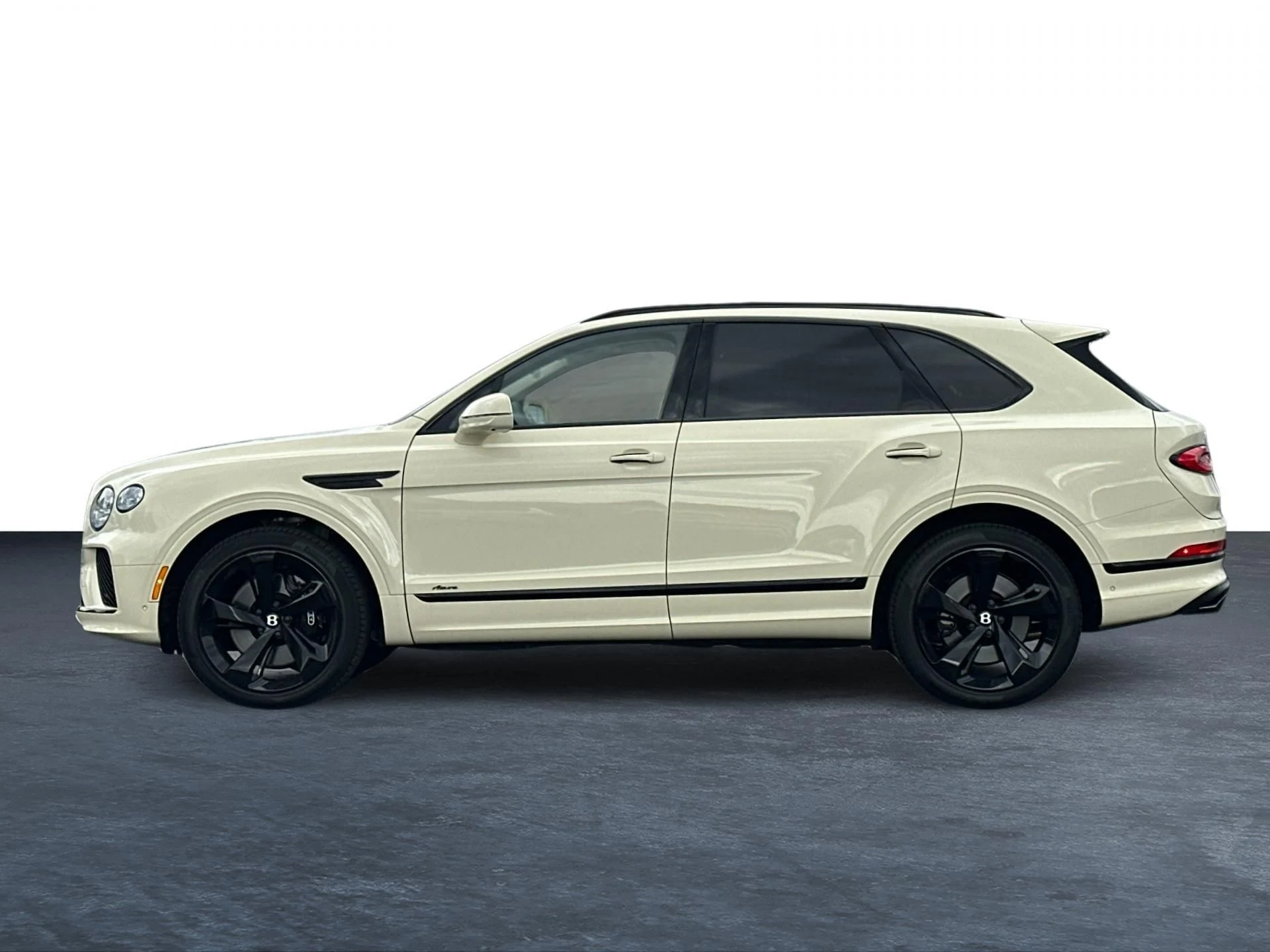 mph007_246701789_Used_2025_Bentley_Bentayga_V8_1760604311_e5d5cdfabd