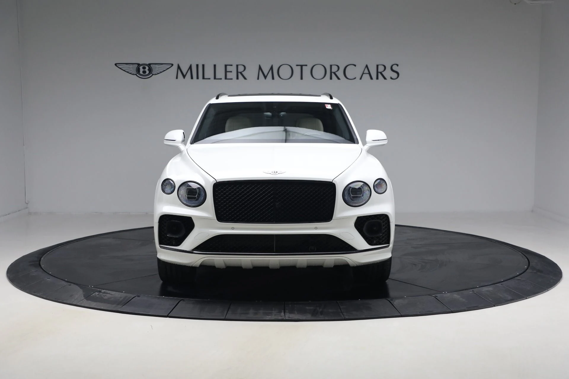 mph007_2469132669_Used_2023_Bentley_Bentayga_V8_1770079262_cc36bbd388