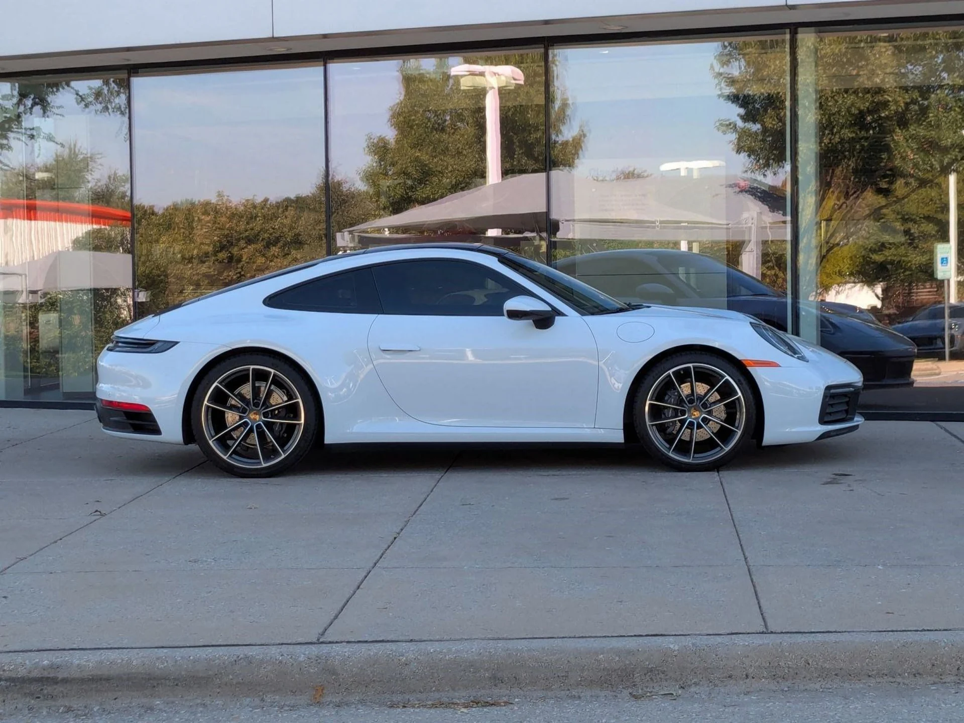 mph007_2471203633_06ac36f21a88e762693c8de7f05a18bcx_271906288c