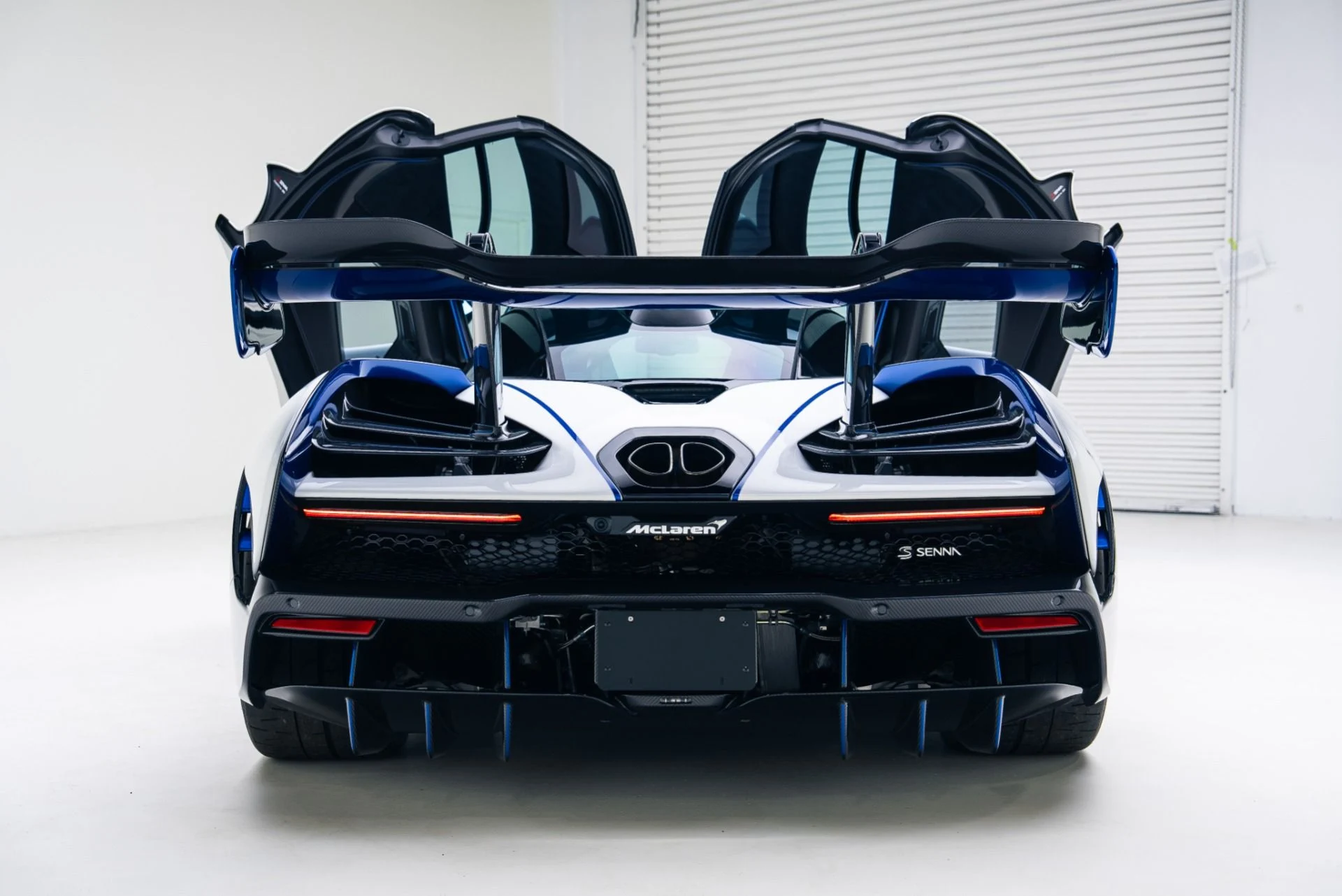 mph007_2472668571_Used_2019_Mc_Laren_Senna_1765848161_7e09e2f4fc