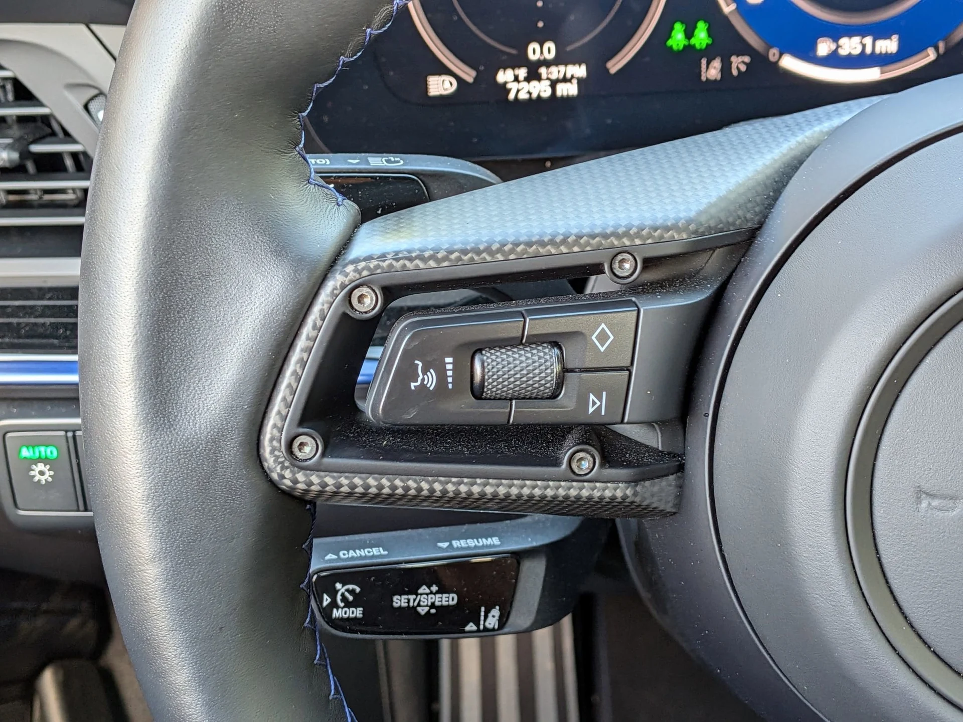 mph007_2497887110_9c3735bb6fd32fe310564eca656b0320x_e5b5bb012f