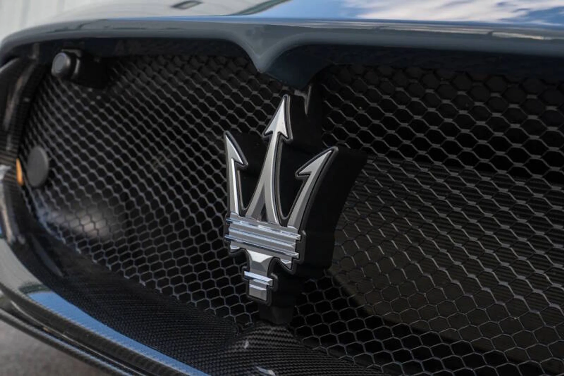 mph007_2500604697_2023_maserati_mc20_base_2dr_coupe_45233d10a4