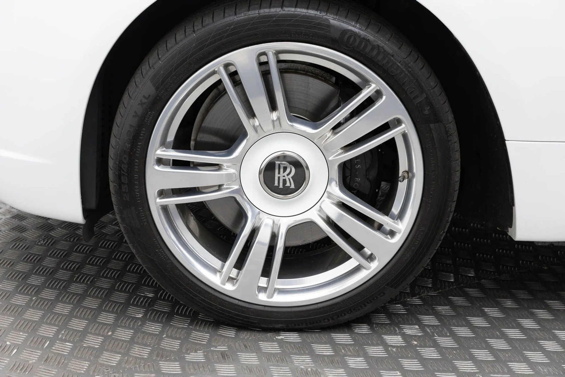 mph007_2504726078_8_8d00b1ef26