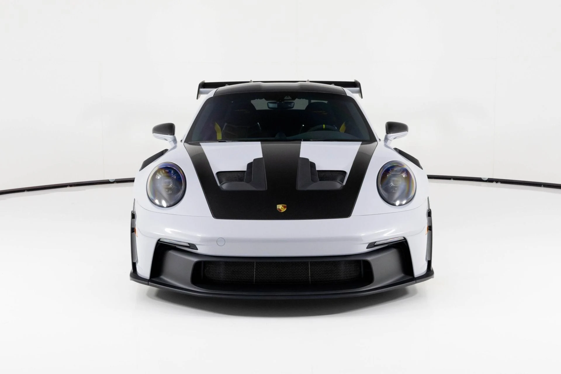 mph007_2514459319_Used_2025_Porsche_911_GT_3_RS_1779147252_128cc6c86e