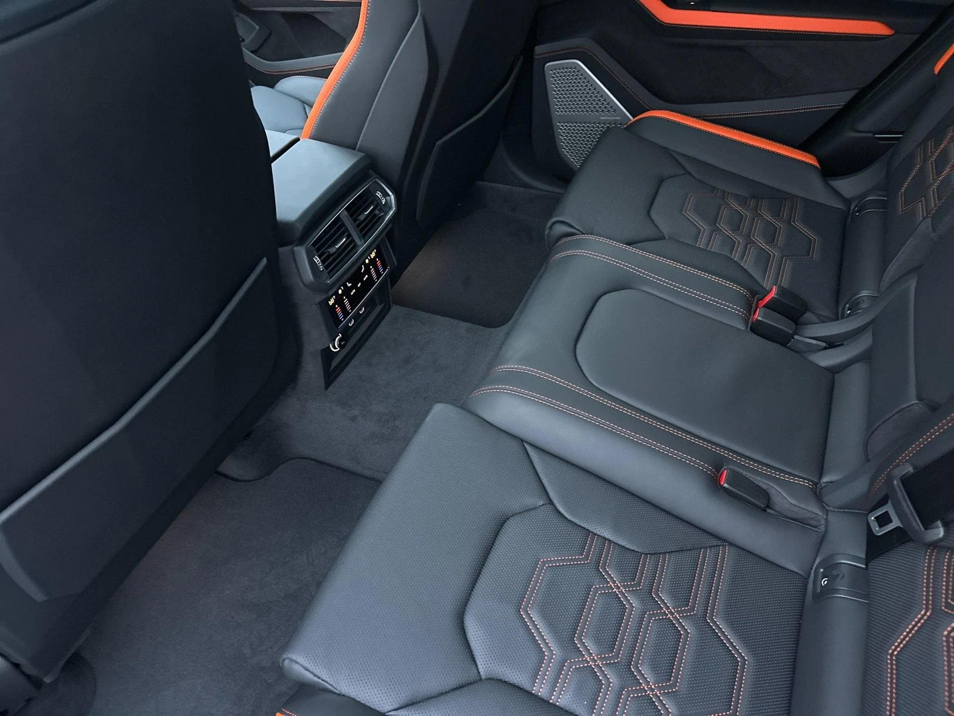 mph007_2515130897_New_2025_Lamborghini_Urus_SE_1766589013_d52cb705d7