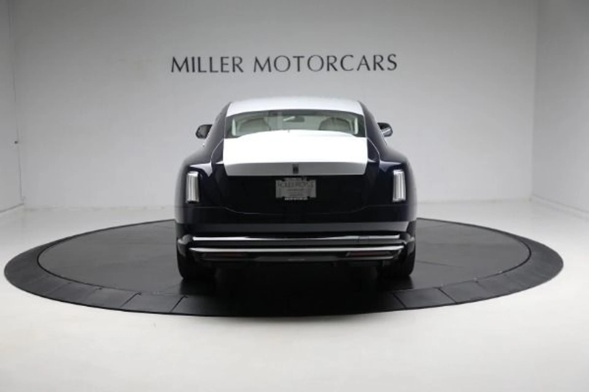 mph007_2517996007_New_2024_Rolls_Royce_Spectre_0e4b285797