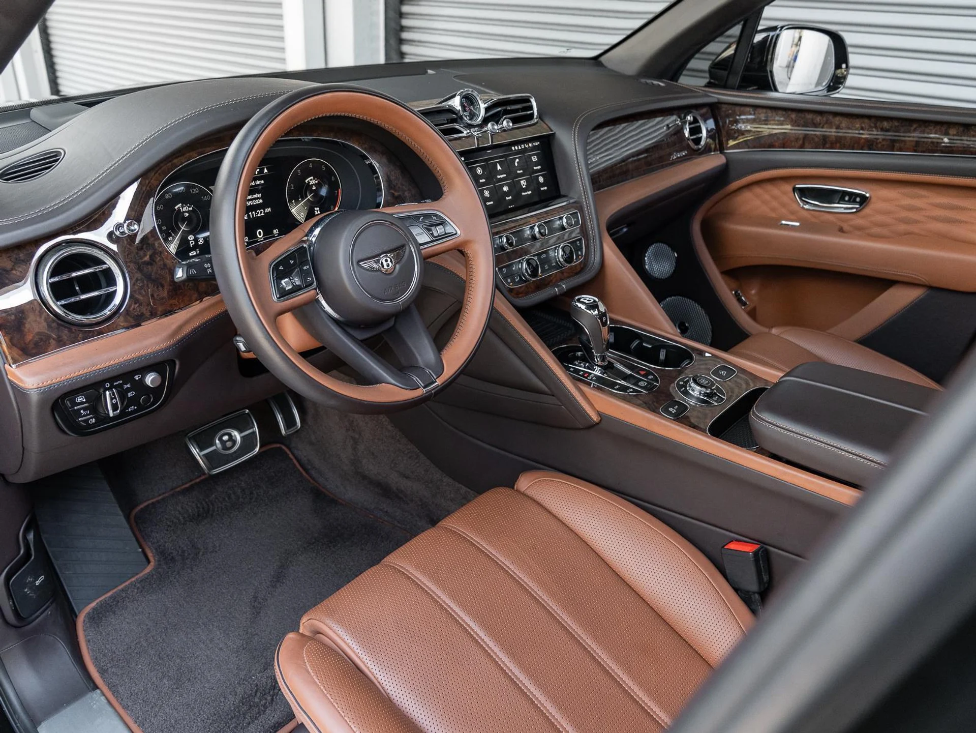 mph007_2536868278_Used_2023_Bentley_Bentayga_EWB_V8_1778364298_860097a92c