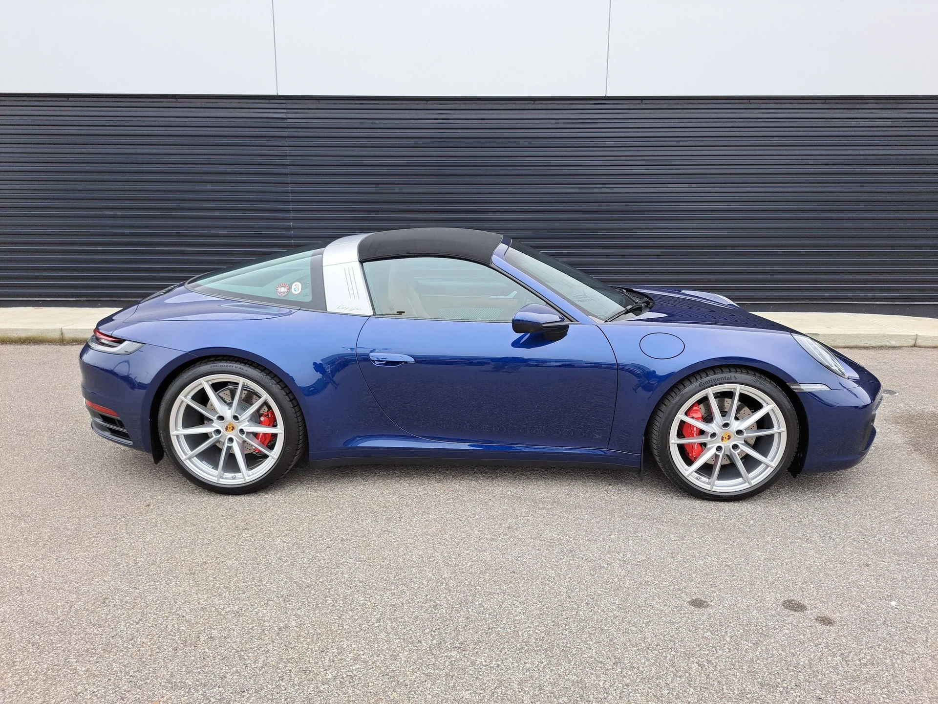 mph007_2537493020_64a83ec1c410630c16b65b59d088c523x_37e71031c2