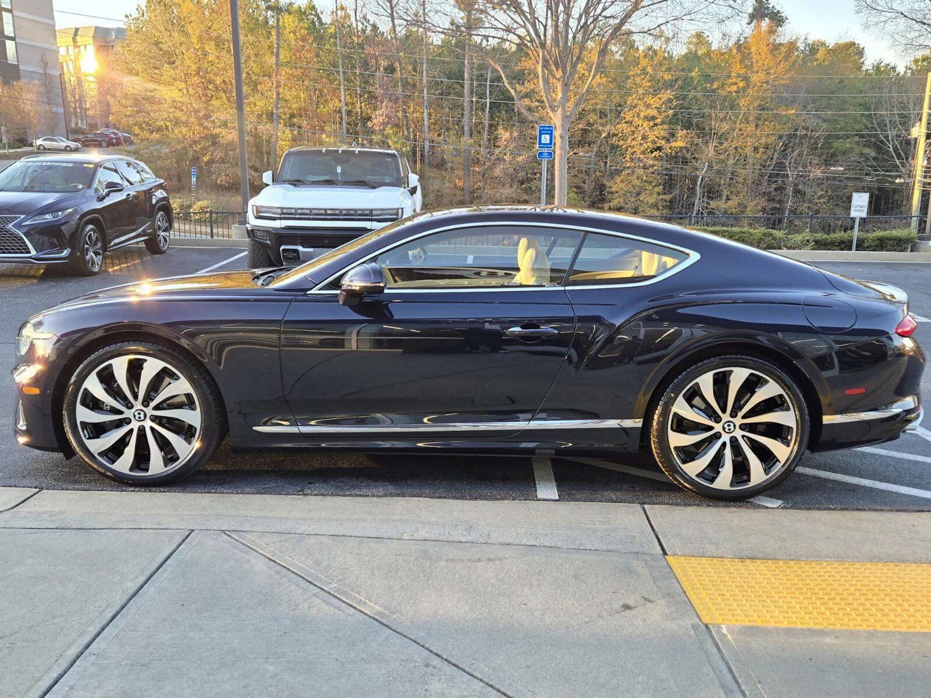 mph007_2548470974_87dcc92d36f78b67ee3885273f9000edx_b7b85fb1e6