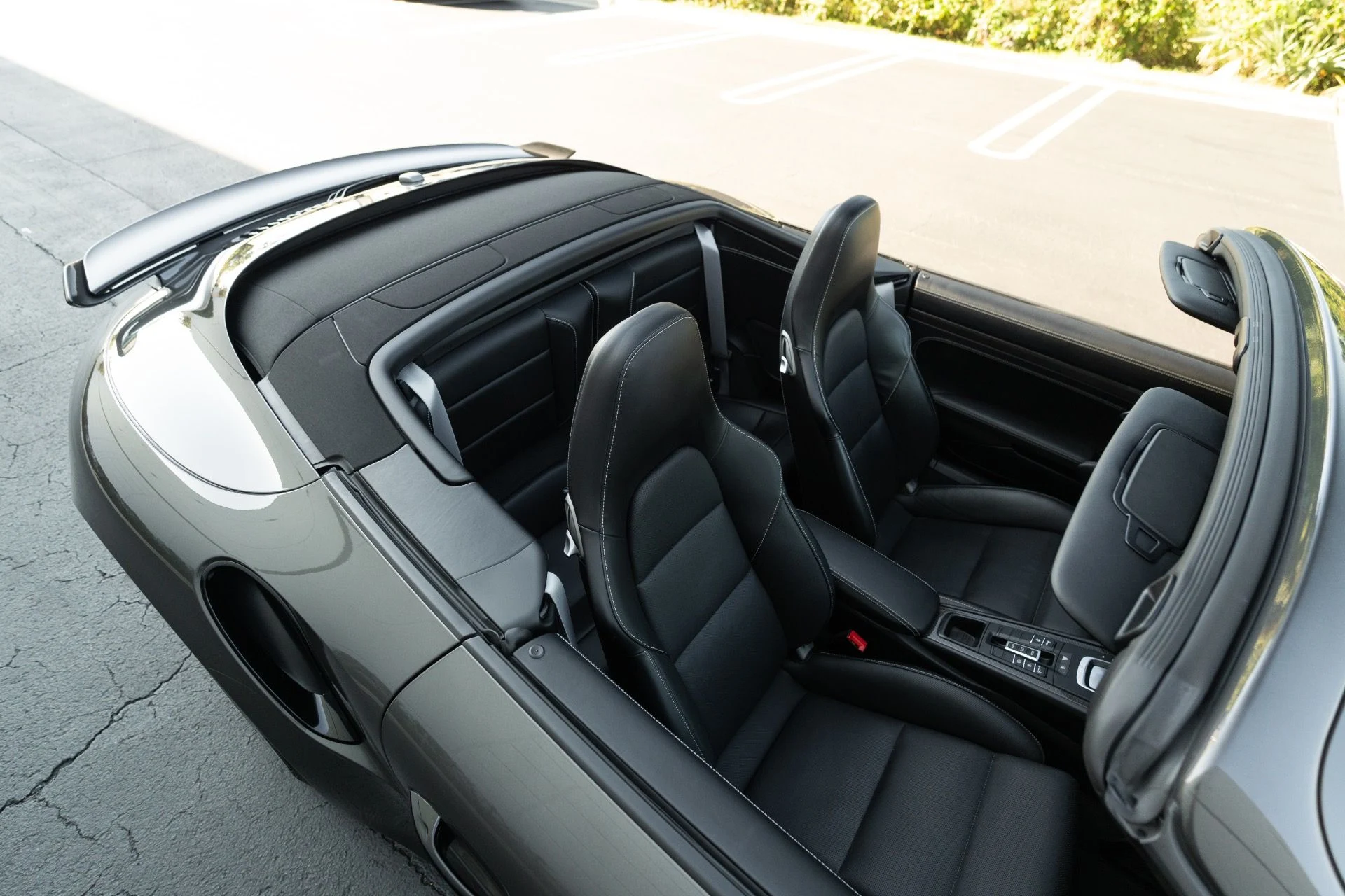 mph007_2552754384_Used_2019_Porsche_911_Turbo_S_1766778415_8331c17b5f