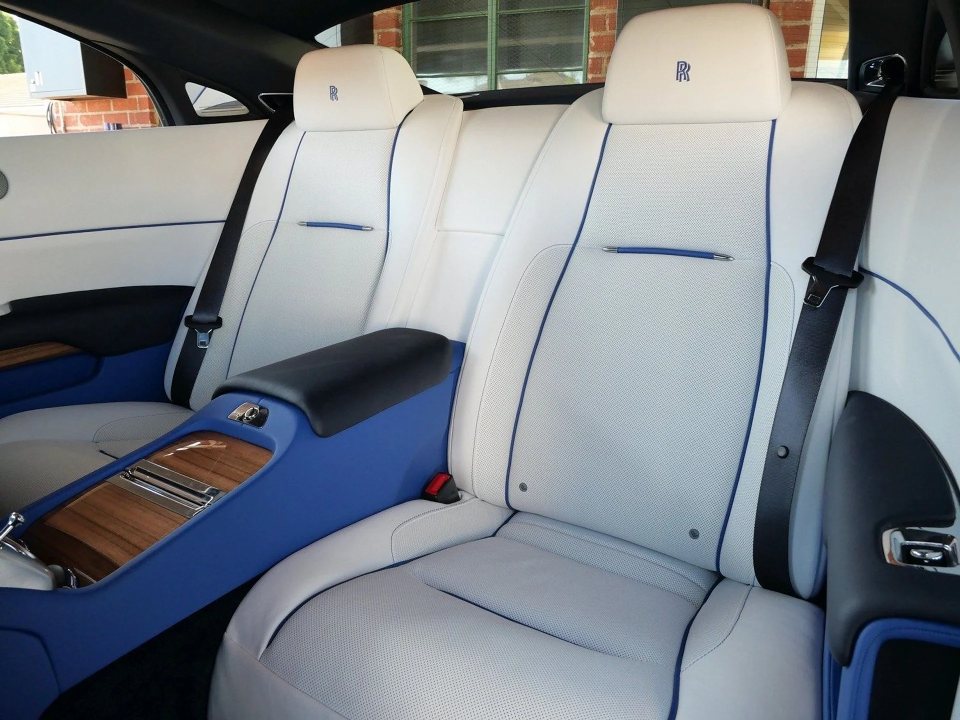 mph007_2553880334_62eaf22f22380a0e6b19bec05af56be0x_bf51966fa0