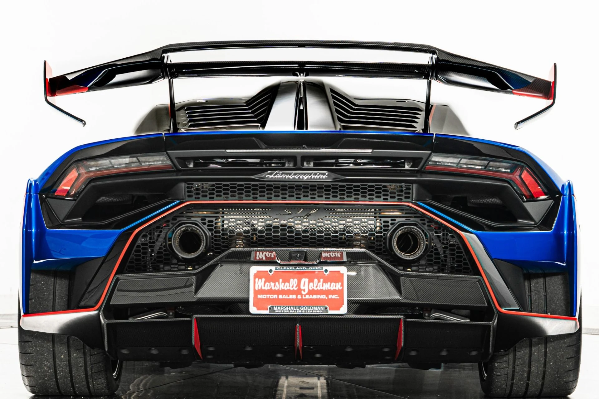 mph007_2554021835_Used_2024_Lamborghini_Huracan_STJ_1757002928_0f5696ebf9