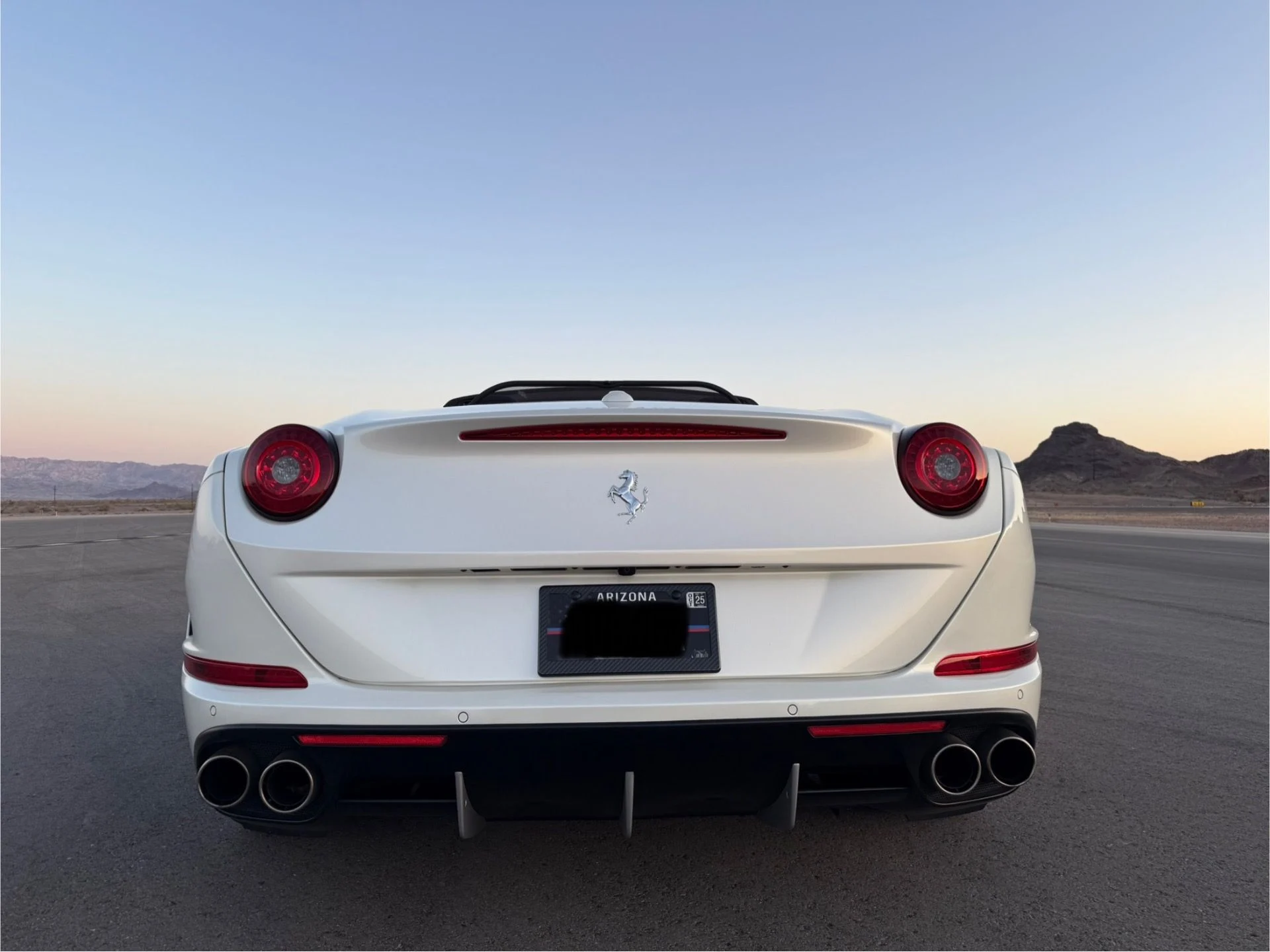 mph007_2555916353_Used_2015_Ferrari_California_T_1754670246_303427aef8