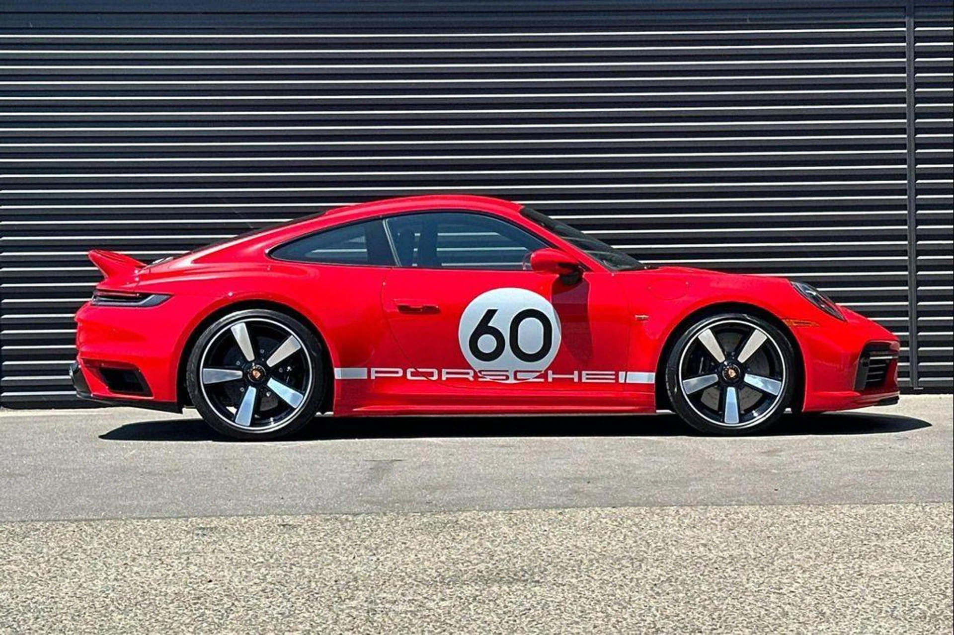 mph007_2559081004_Gf_OO_6_Uwj_T4_D2f8_Ku8_O1_QW_Nvd_Xo_1372179d93