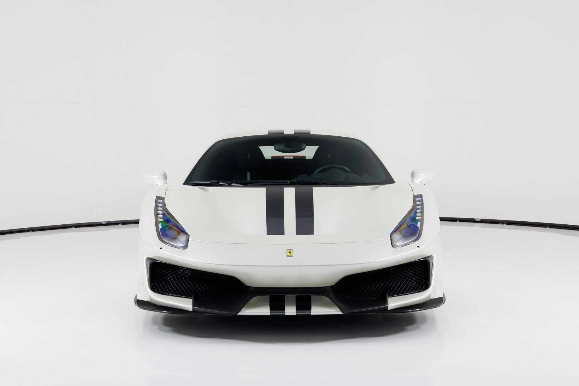 mph007_2564996480_Used_2020_Ferrari_488_Pista_1771951424_ef42dc39fc