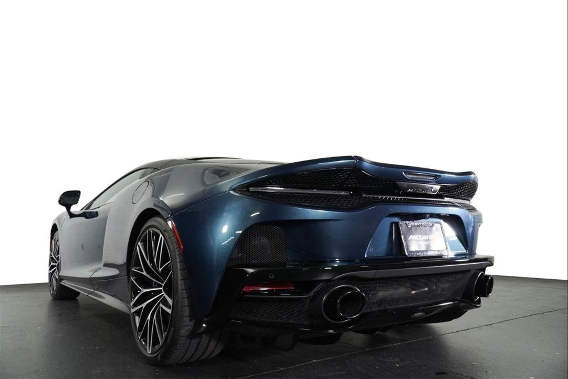 mph007_2571727315_f_XG_6q1_J8atz8x4rswse_Oxebyfr8_be27ee35ca