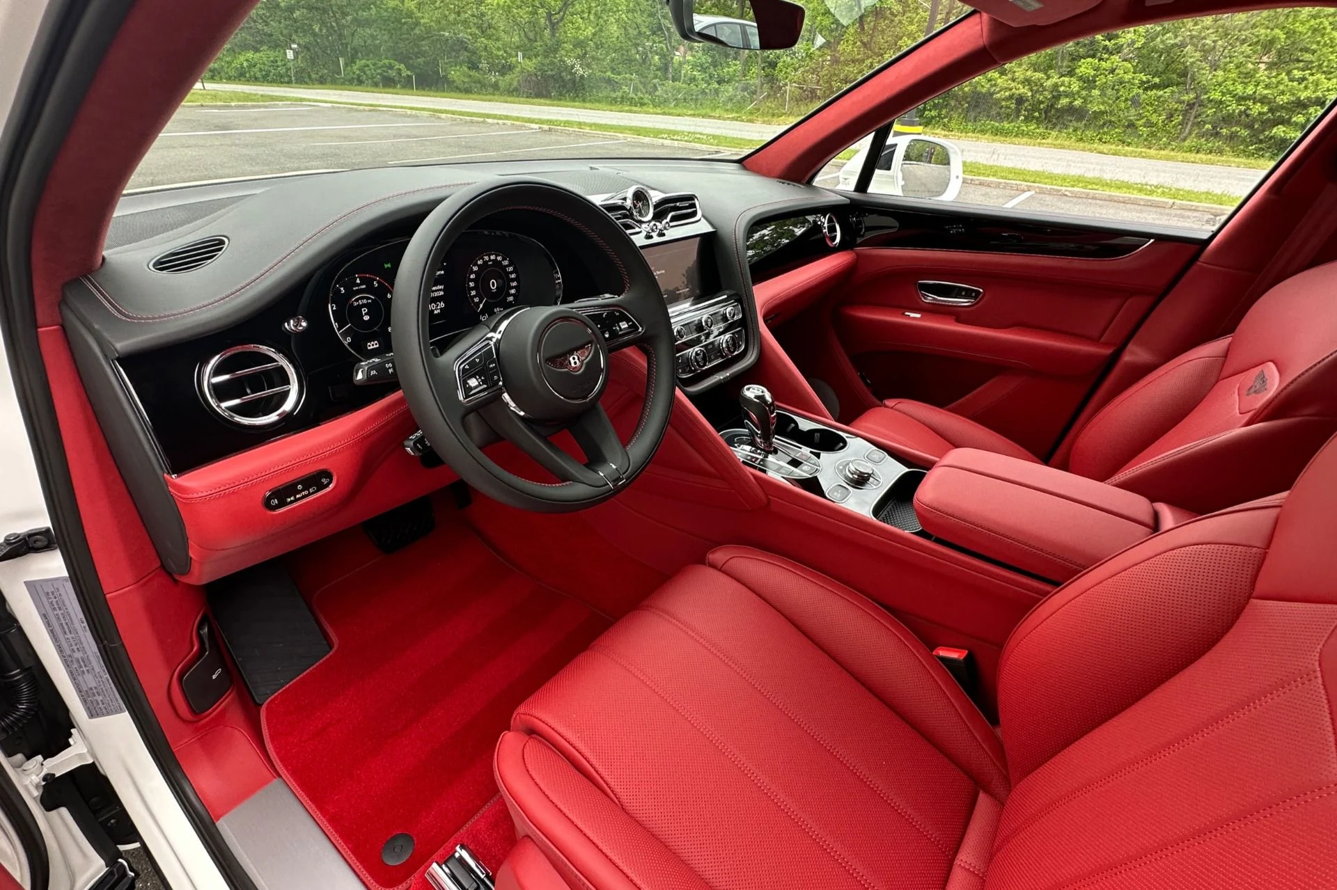 mph007_2583252892_New_2026_Bentley_Bentayga_1779967527_62d39cb0ab