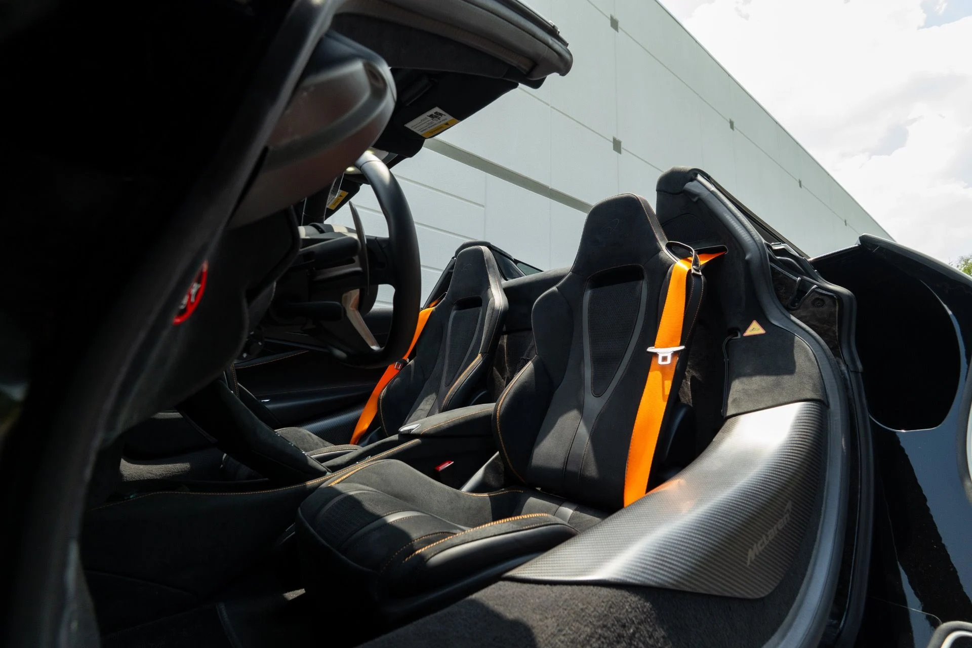 mph007_2587834655_Used_2024_Mc_Laren_750_S_Spider_1755900989_c99175993c