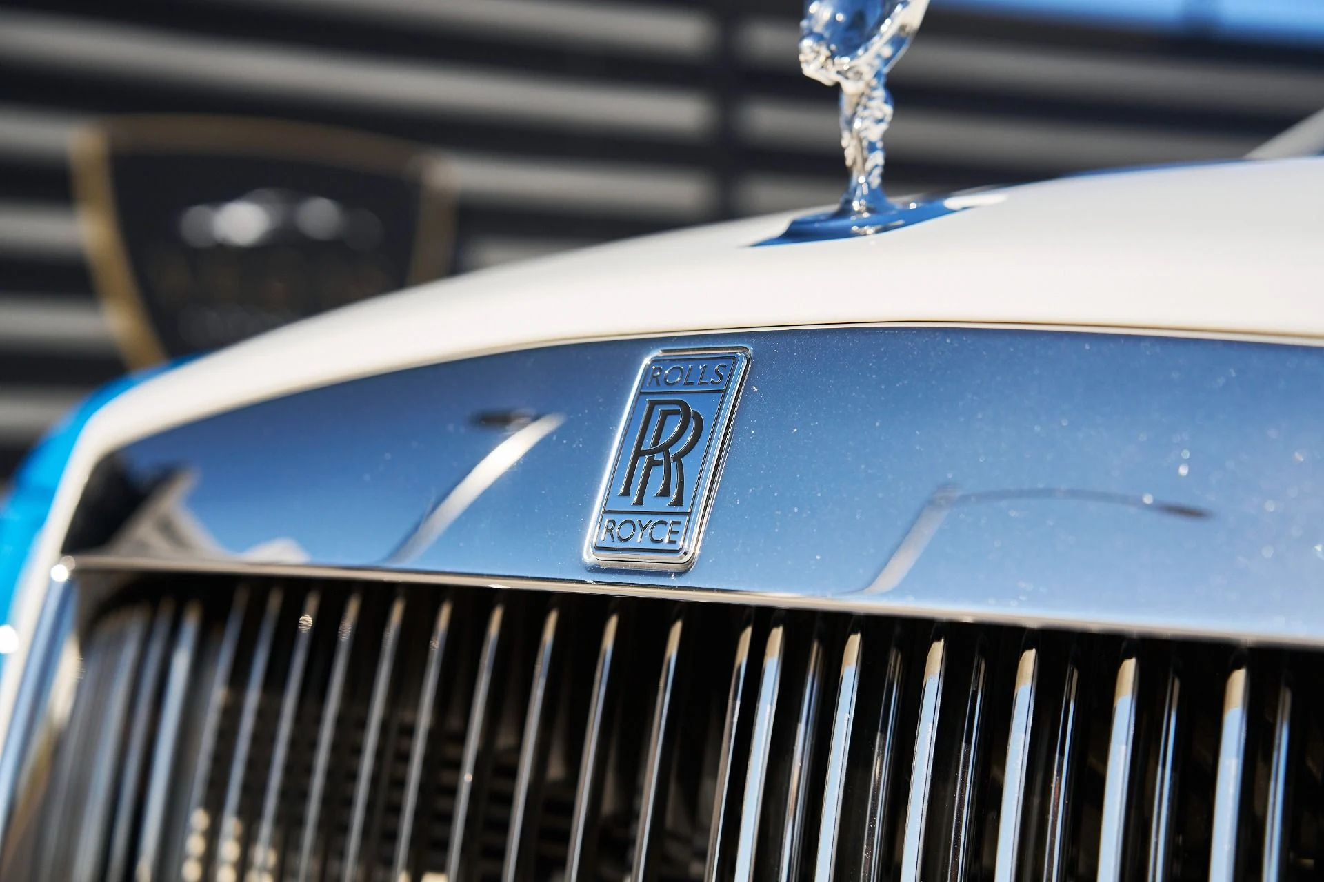 mph007_2591285360_Used_2020_Rolls_Royce_Wraith_Base_1762567703_0b987159cb