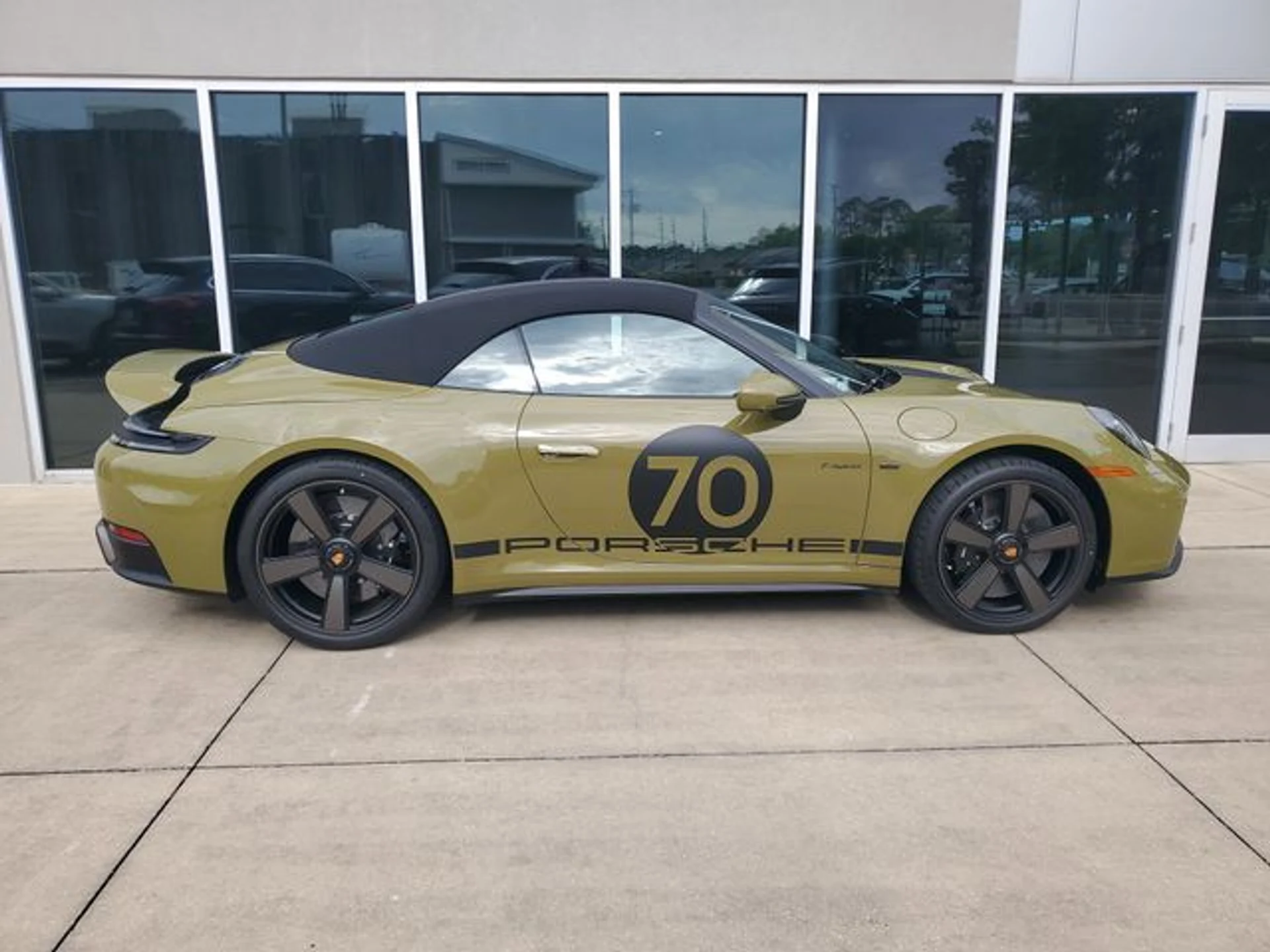 mph007_2596613386_e69a6bda992a66e4db38fc35d9ccc599x_1b387896d0