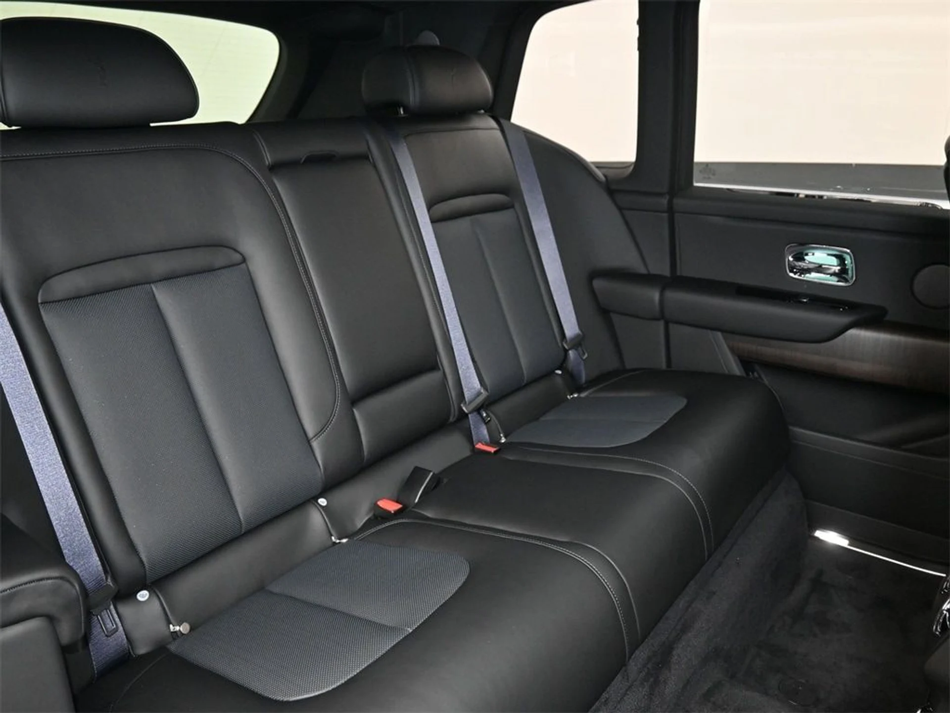 mph007_2597895394_3b8eba2df6460fb12565be17727a16e1x_e24a5aa64e