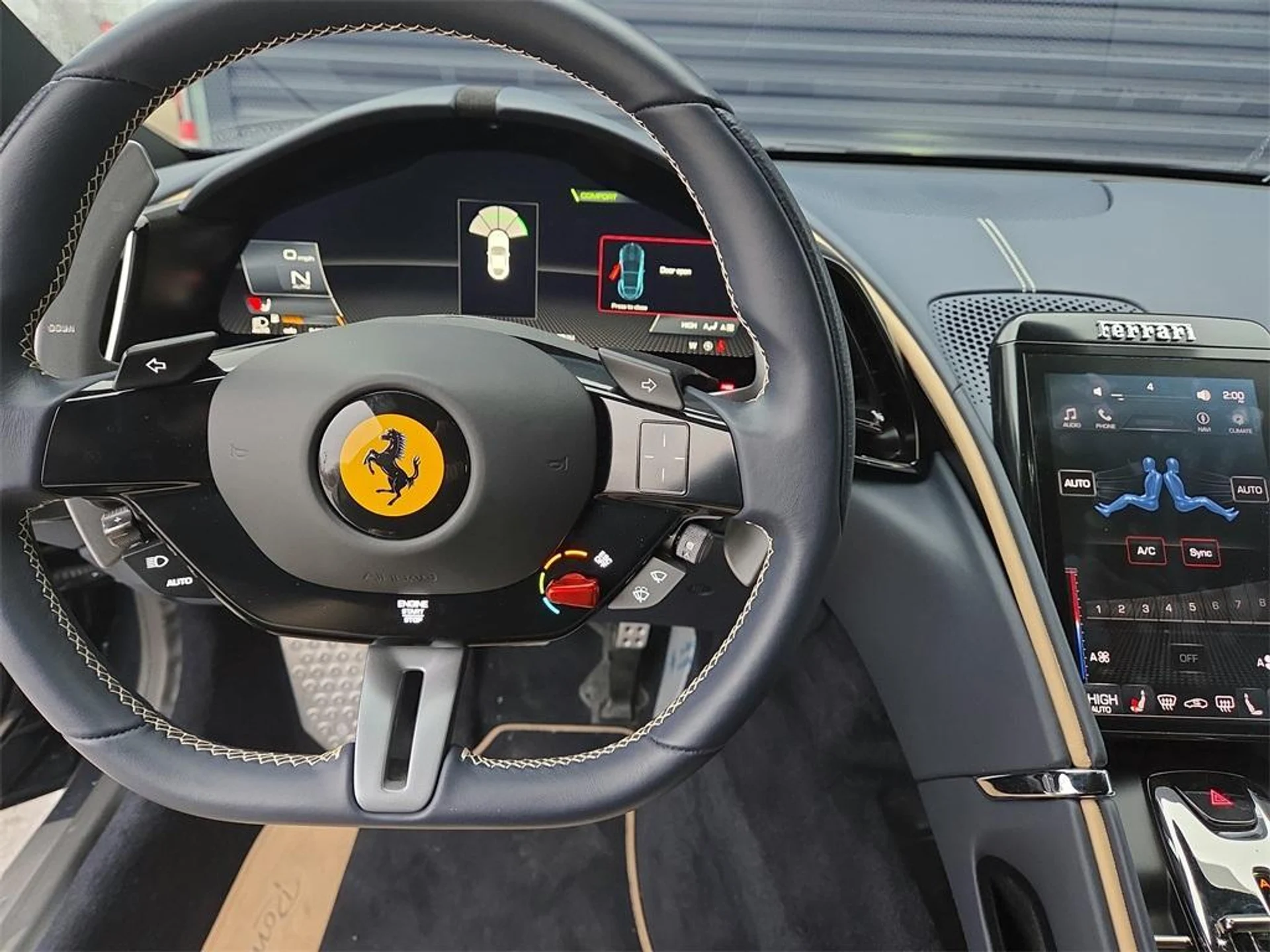 mph007_2599833485_vehvvzimo_Frt_Uvq_4_P0_U11_Scmc_Y_39c8bbce2a