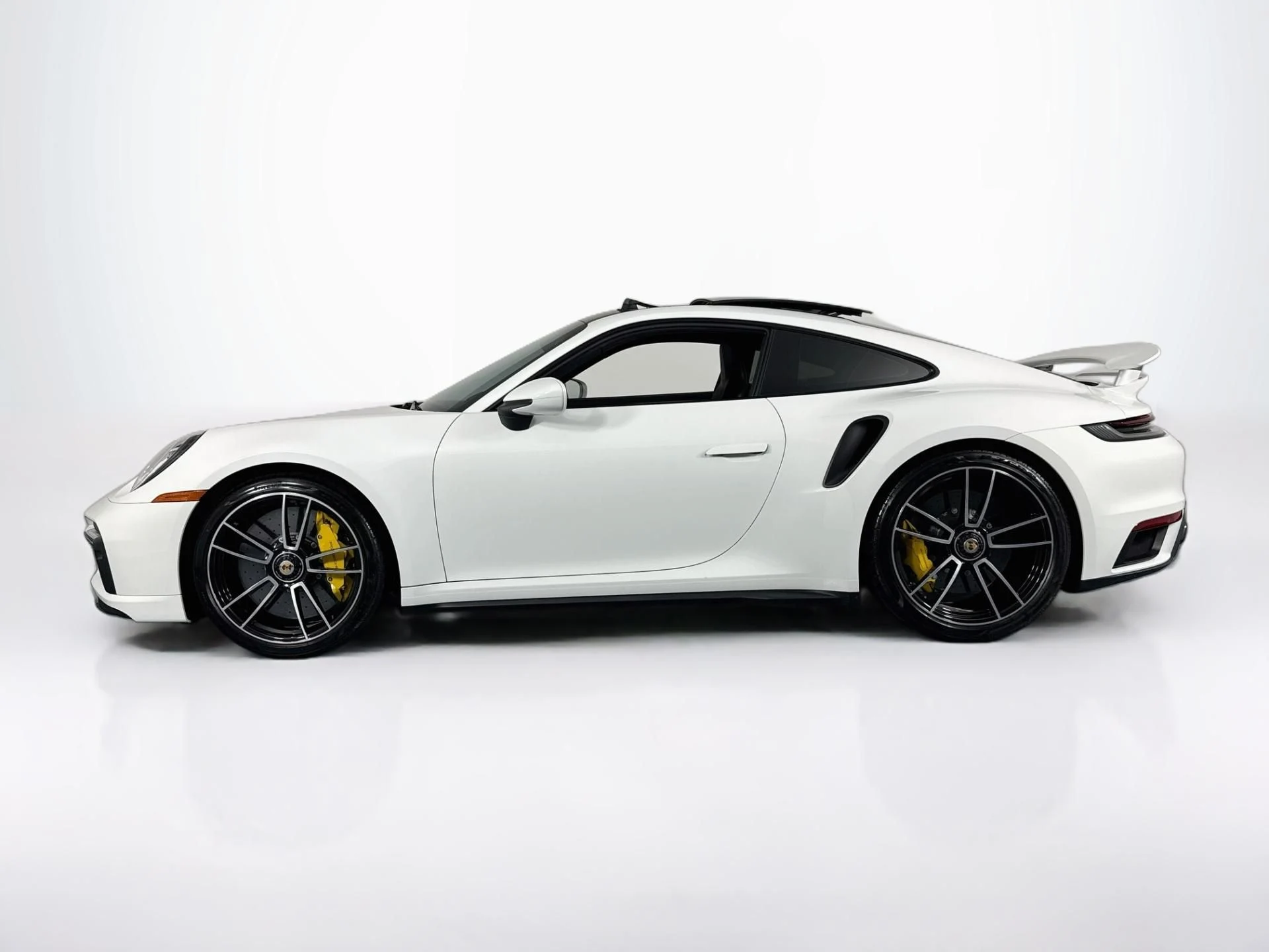 mph007_2606529604_Used_2024_Porsche_911_Turbo_S_1788891706_06af8eff39