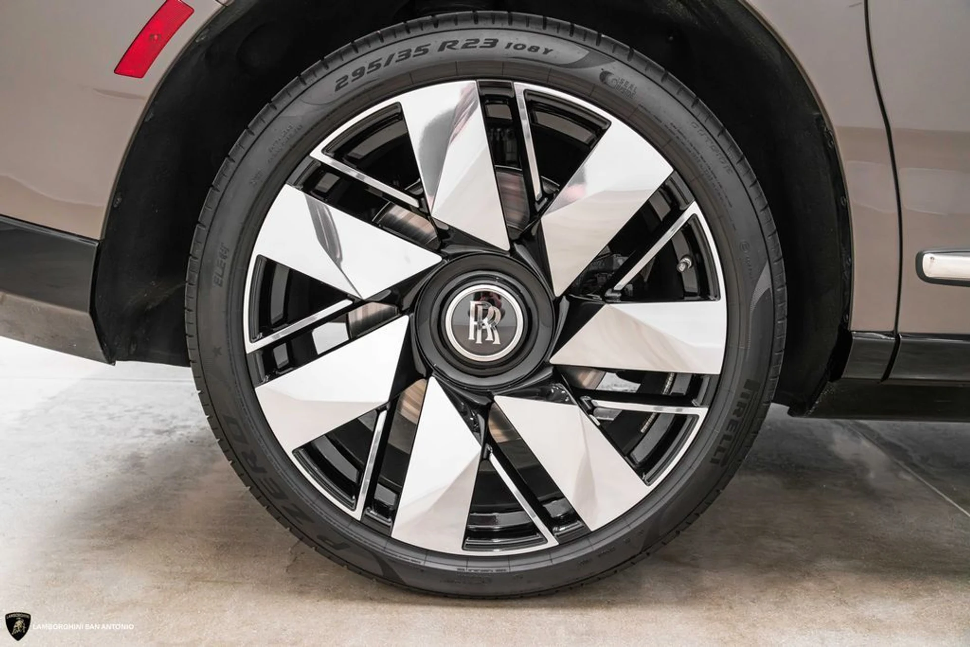 mph007_2620143690_80b9b1b1776194cd8e91a522db336ff4x_347a778ee3