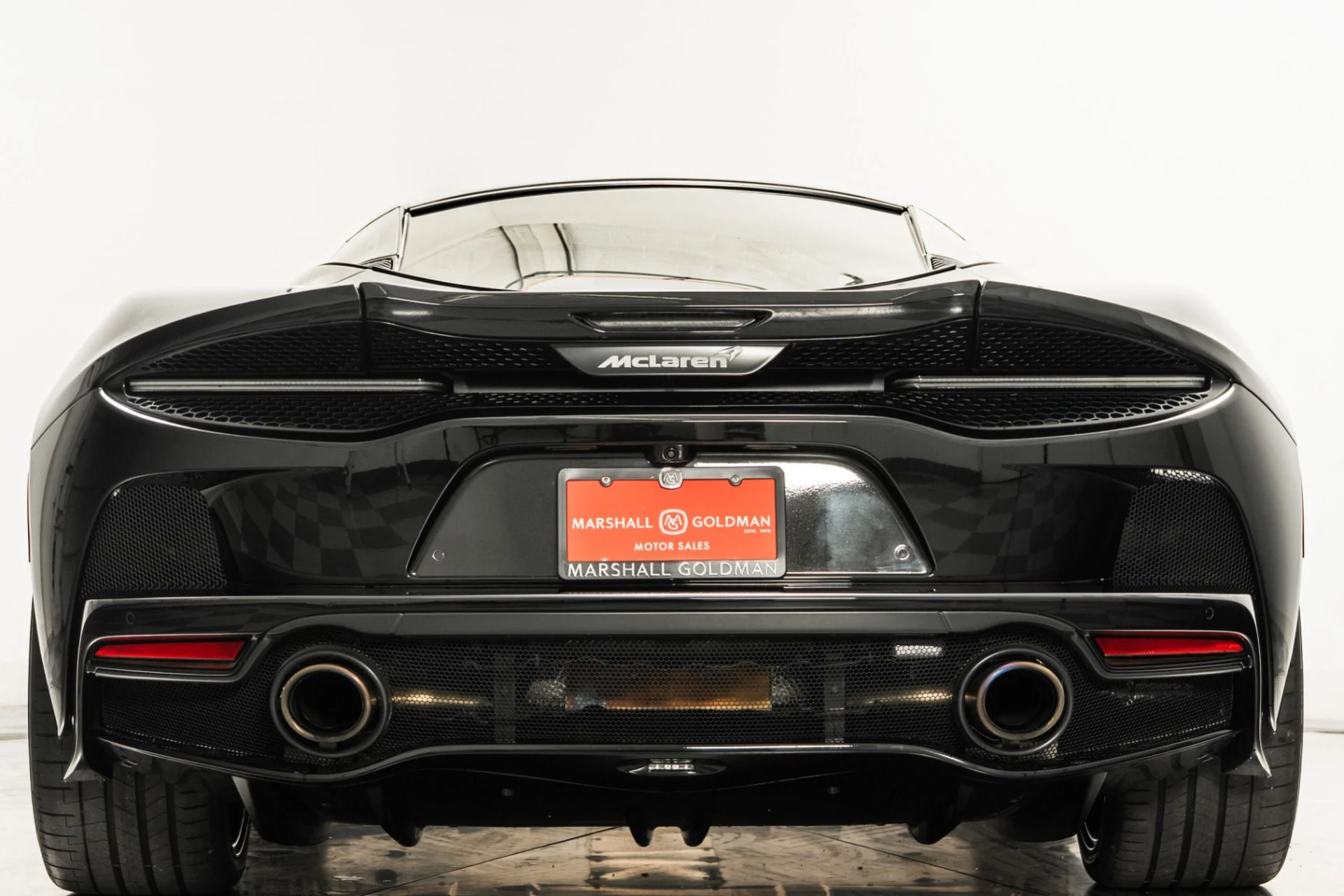 mph007_2630655742_Used_2022_Mc_Laren_GT_Luxe_1757694621_0f37996e70