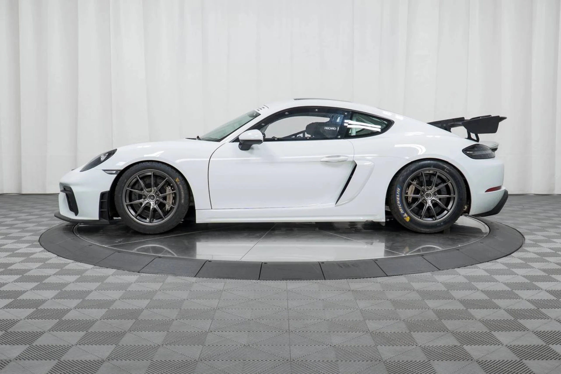 mph007_2631259365_1280_82f8cefe05