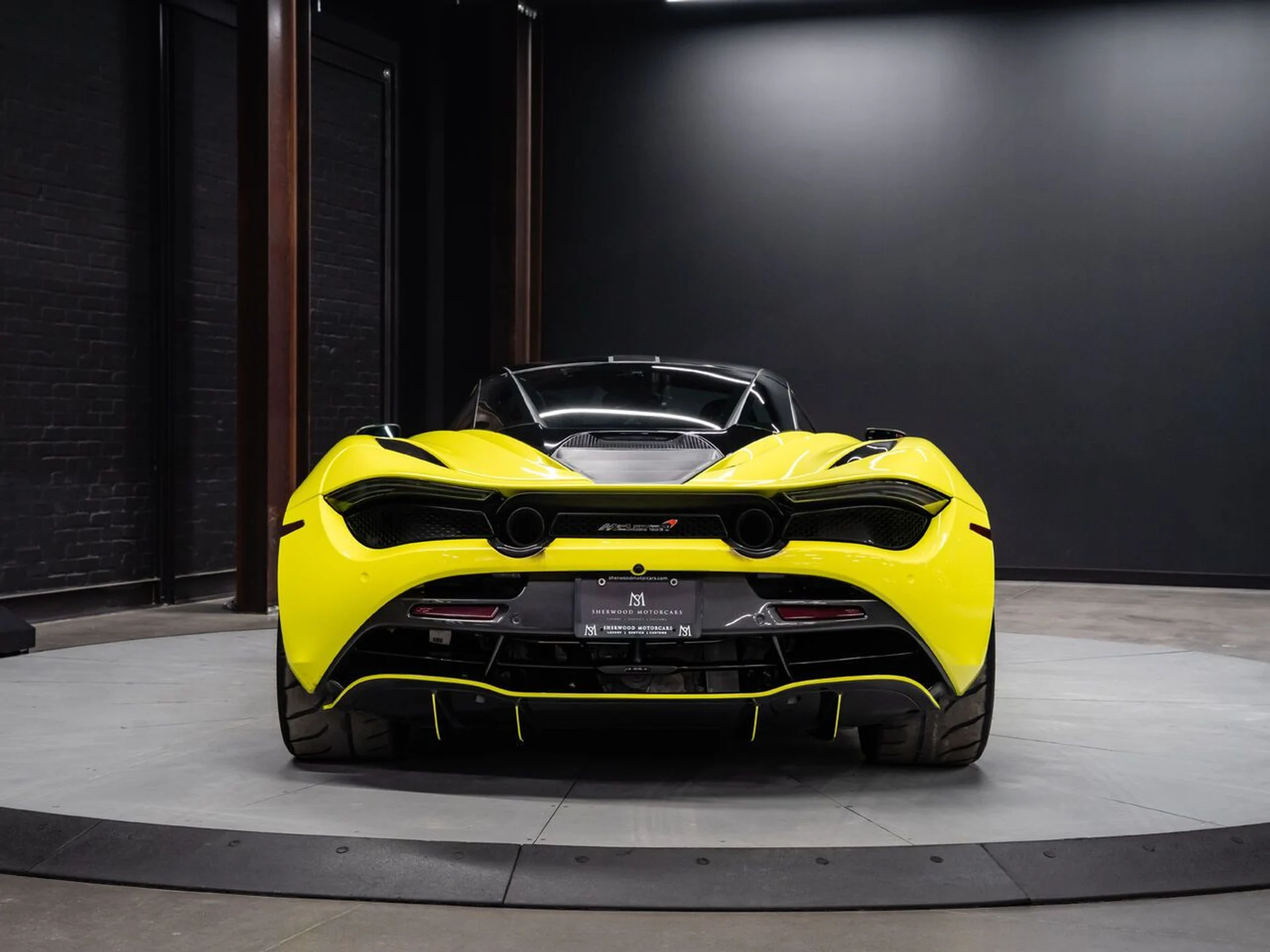 mph007_2639052898_mclaren_720s_2018_eedc339f24
