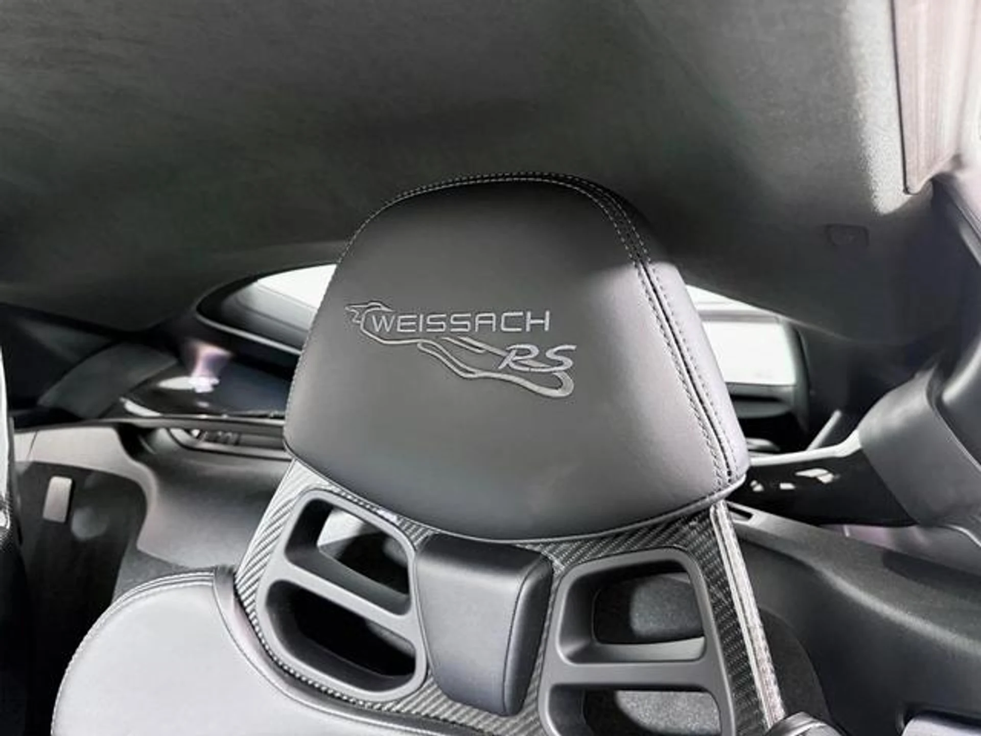 mph007_2641681292_D6_YQ_6m_Da55_Ol0yq_Vw_R9_Ncncx_P8_c8a77b5ce0