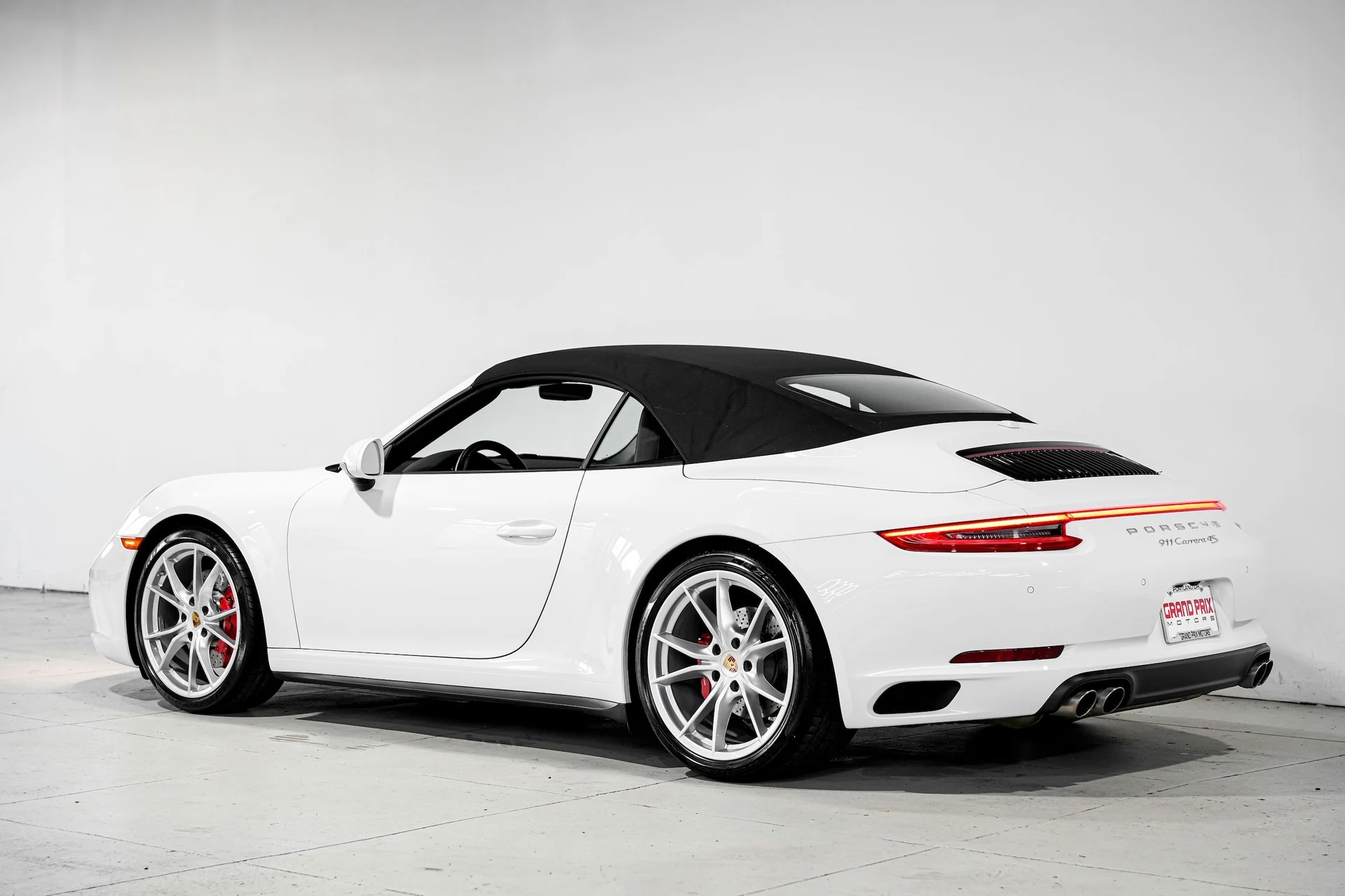 mph007_2642261798_a917b1b255c83a1989ea6df21b8678dax_0c991b6157