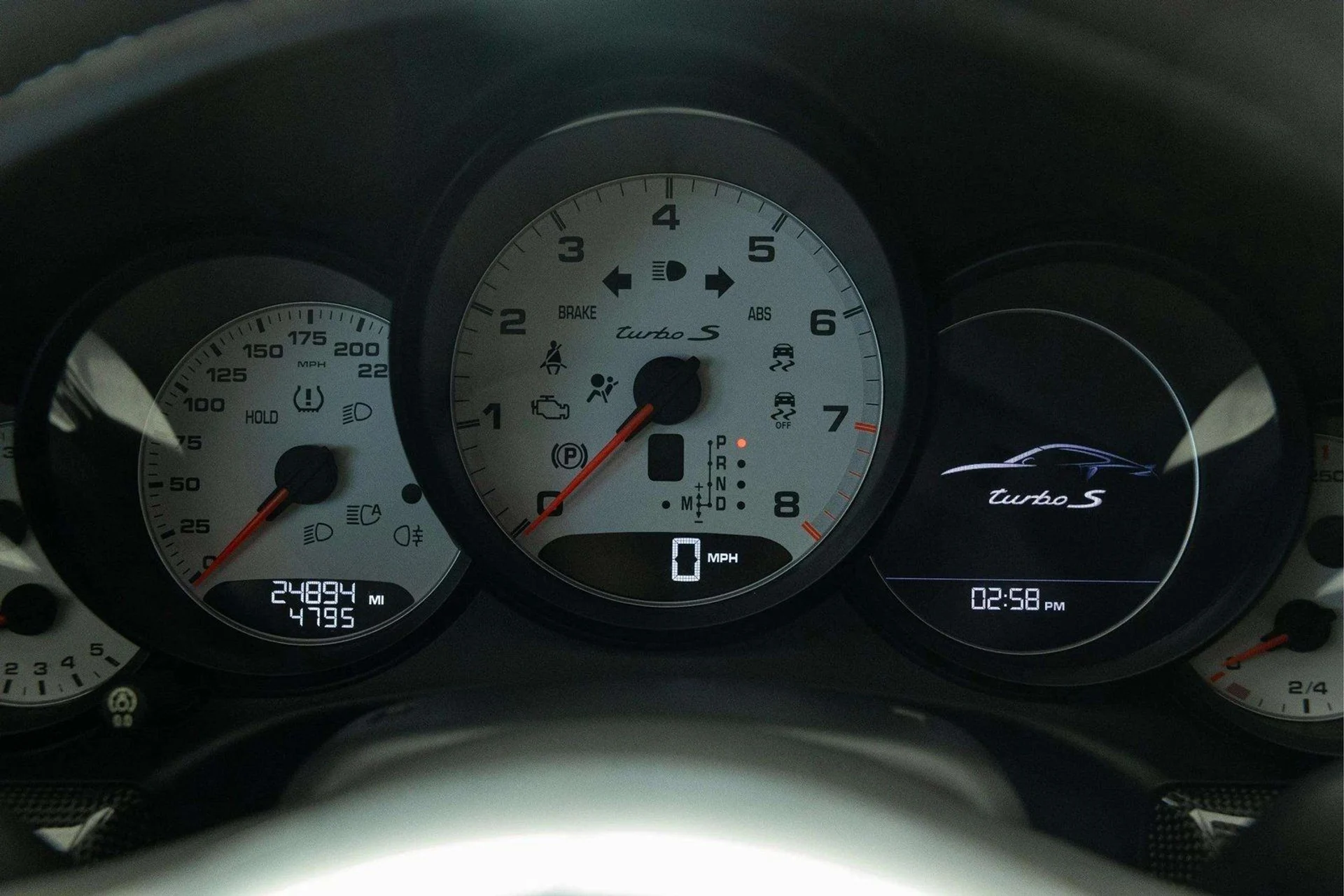 mph007_2643972108_image_8_66224ffbdf