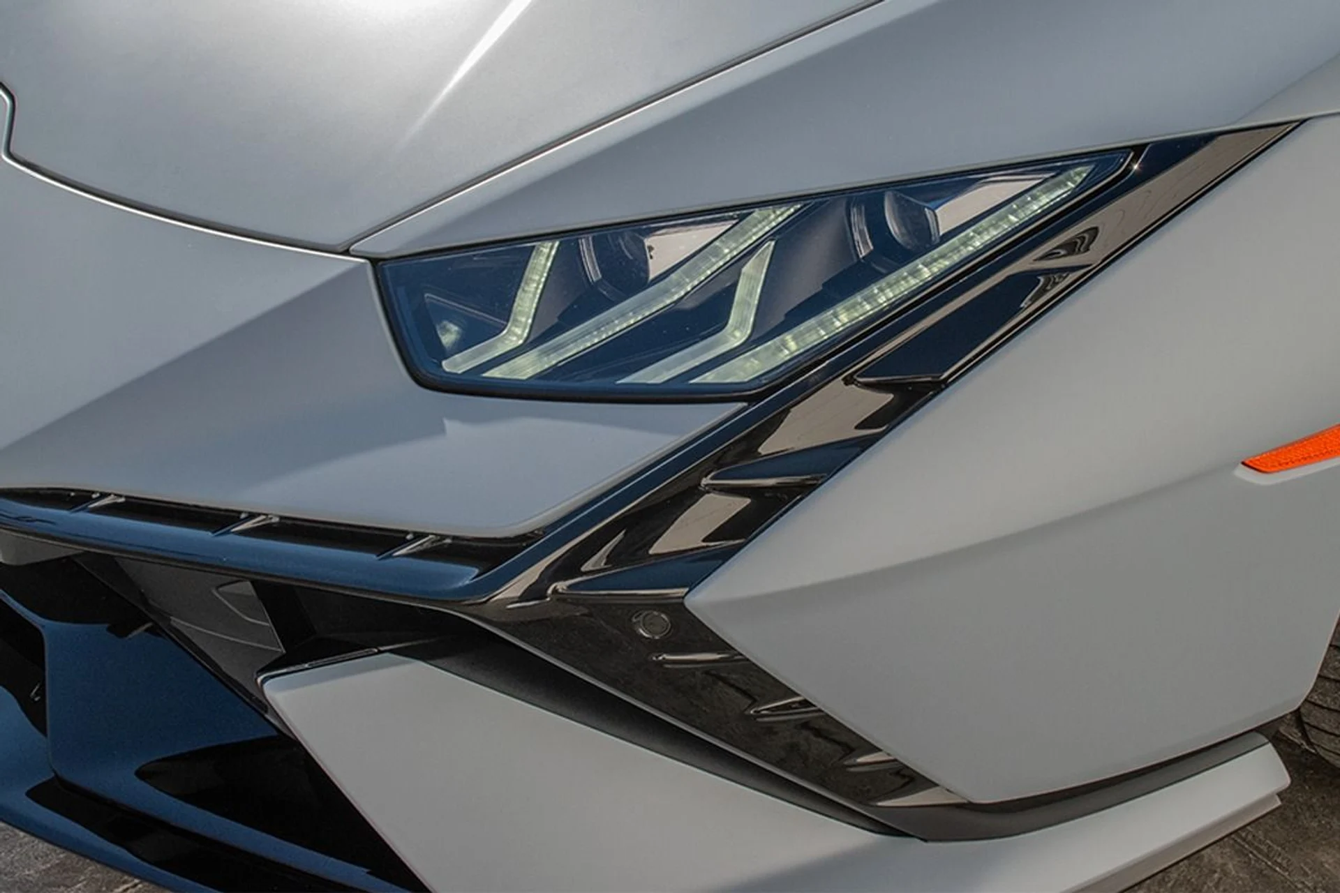 mph007_2646086489_Used_2024_Lamborghini_Huracan_Tecnica_1736523936_4c190311fe