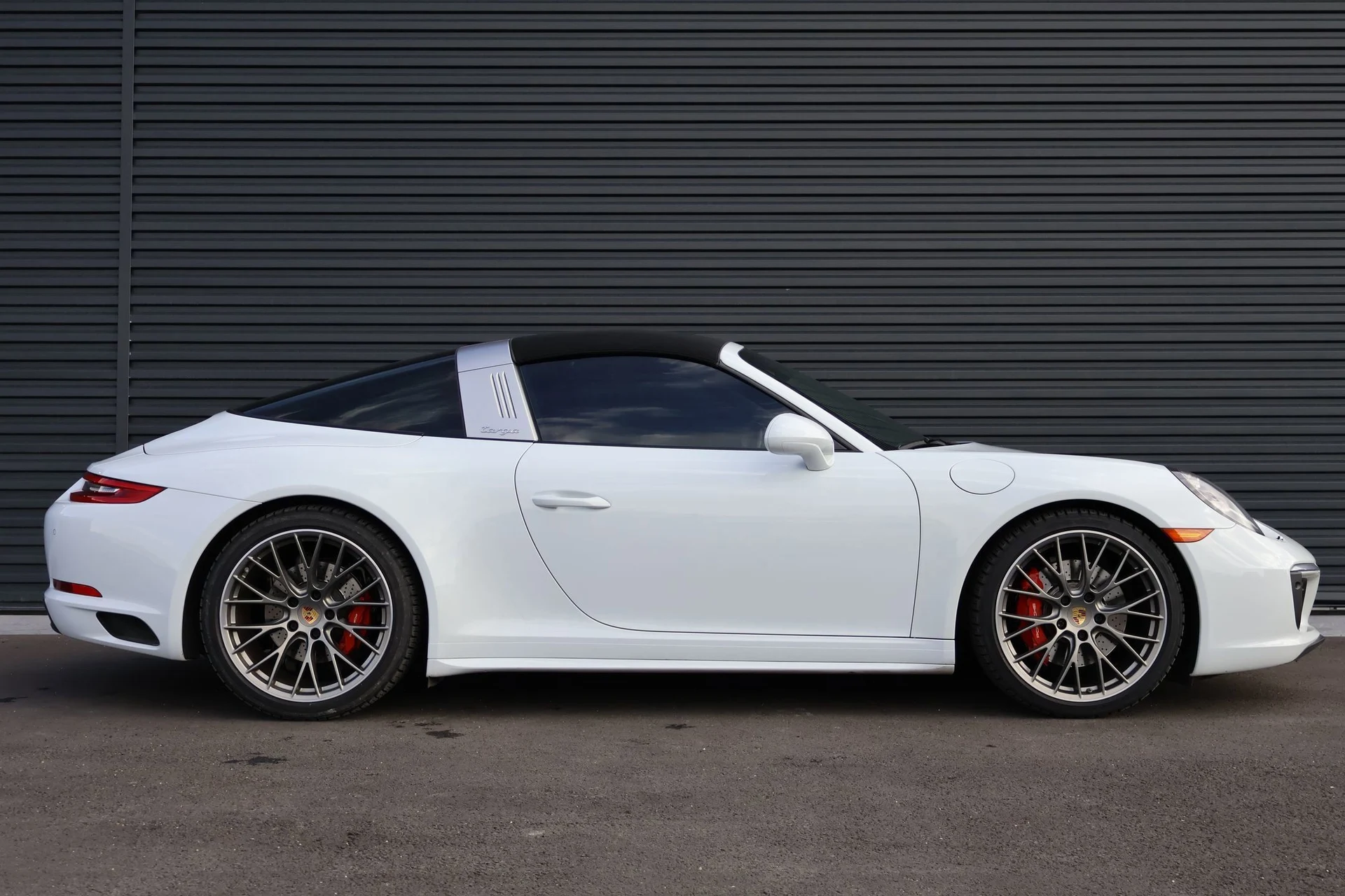 mph007_2648286786_149ef8d602f3159d3a5fd0d84307d2e2_ae14d75569