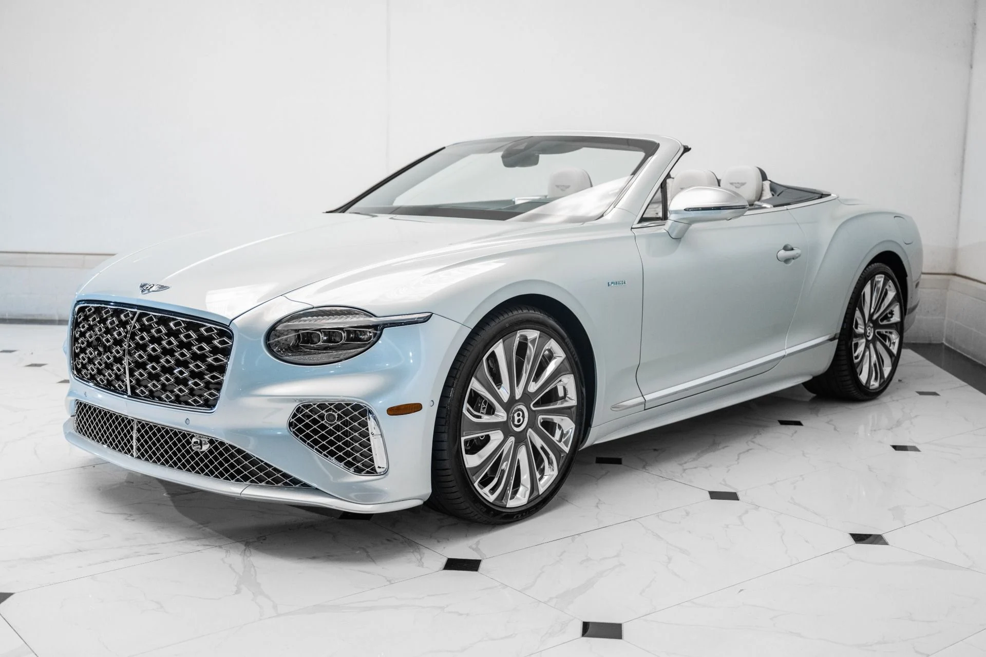 mph007_2653802733_New_2025_Bentley_Continental_1754062657_6fa5205495