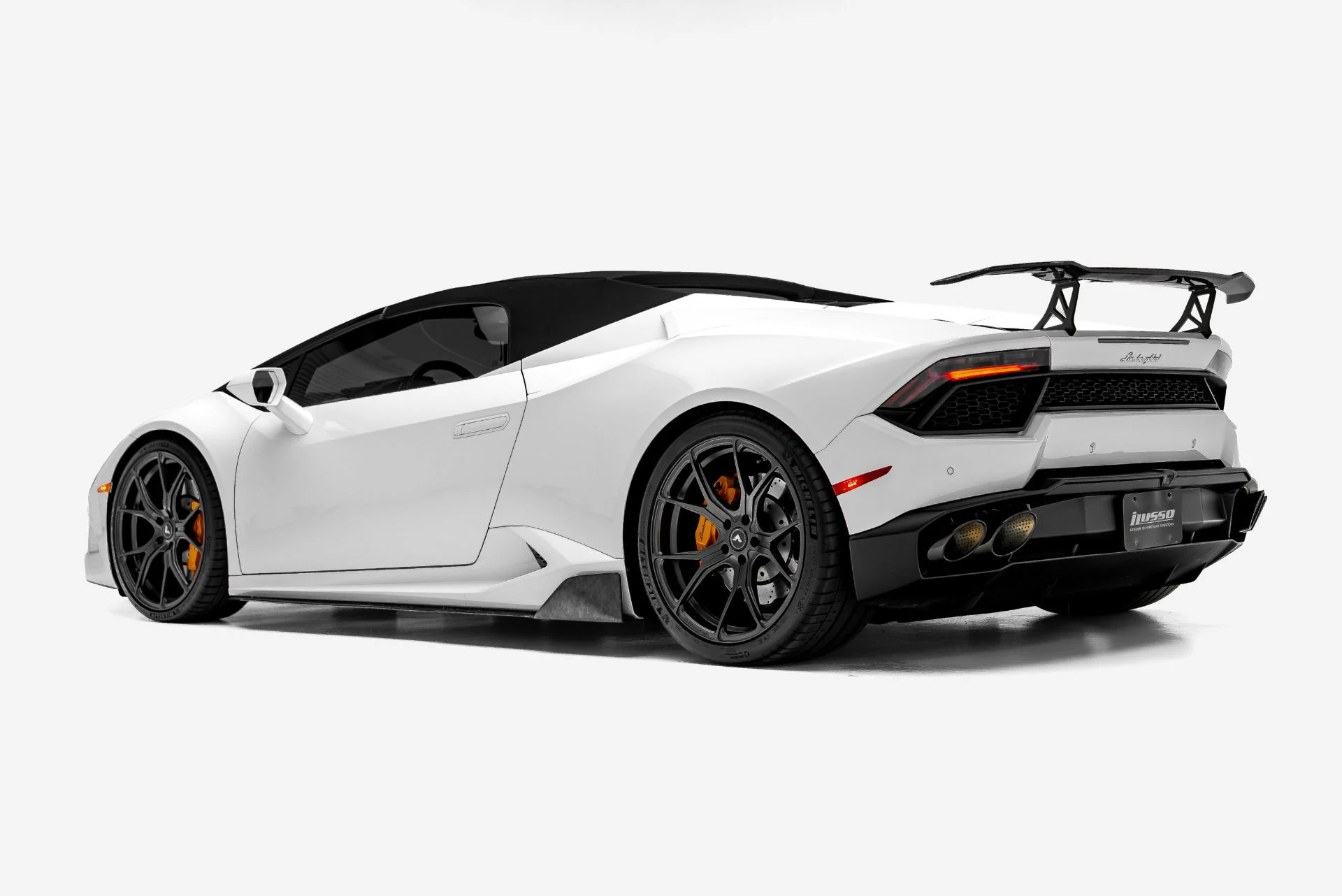 mph007_2656019704_Used_2017_Lamborghini_Huracan_LP_580_2_Spyder_1787204806_205d3a50ab
