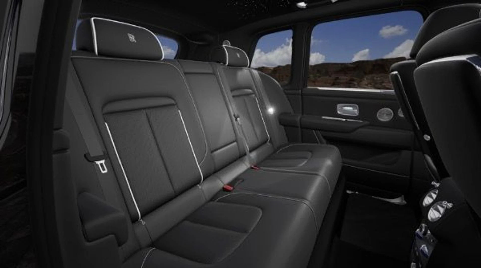 mph007_2664776144_New_2026_Rolls_Royce_Cullinan_e15d73e678