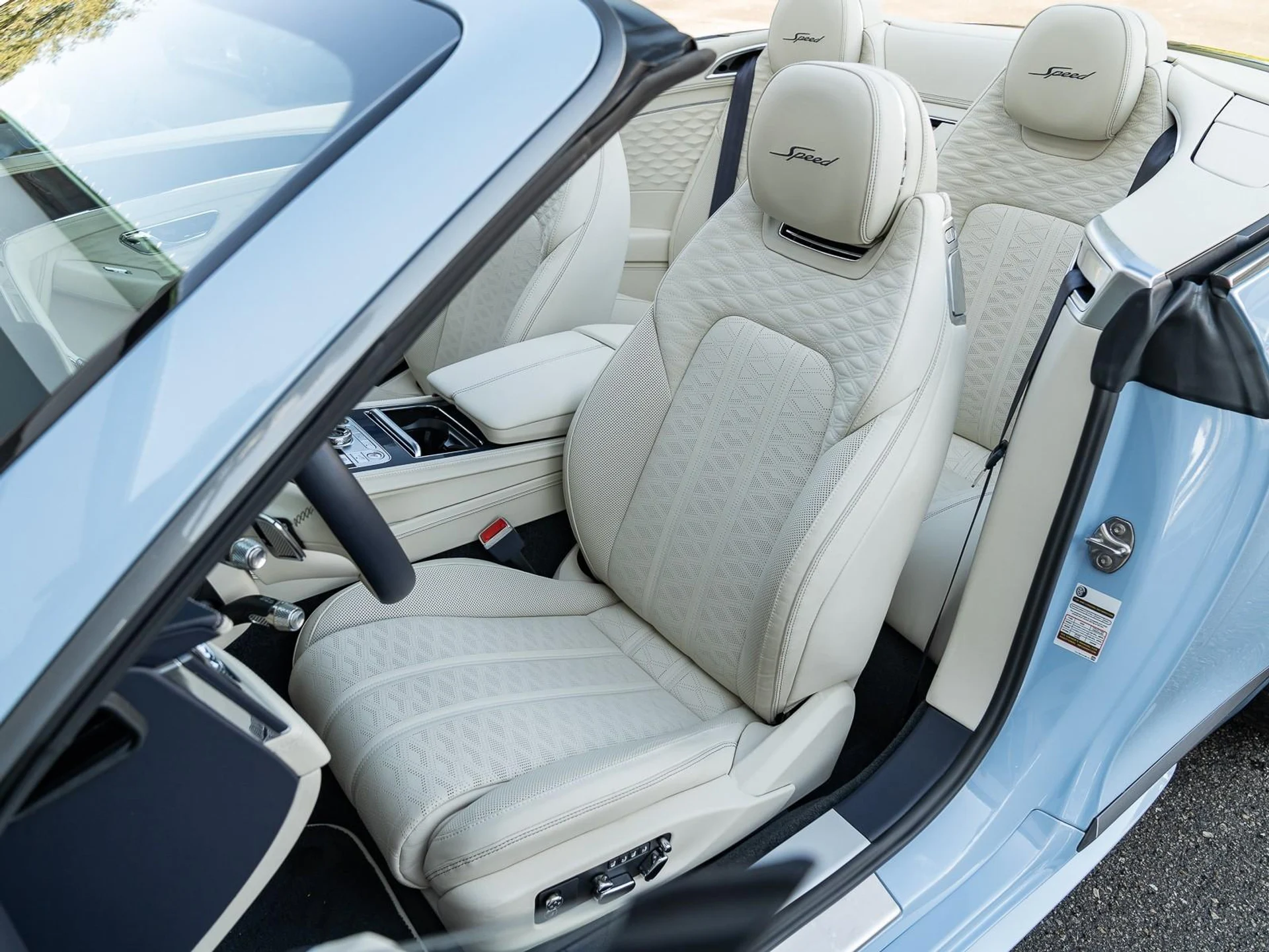 mph007_2674356335_Used_2025_Bentley_Continental_GT_Speed_1766181970_c340f454cd