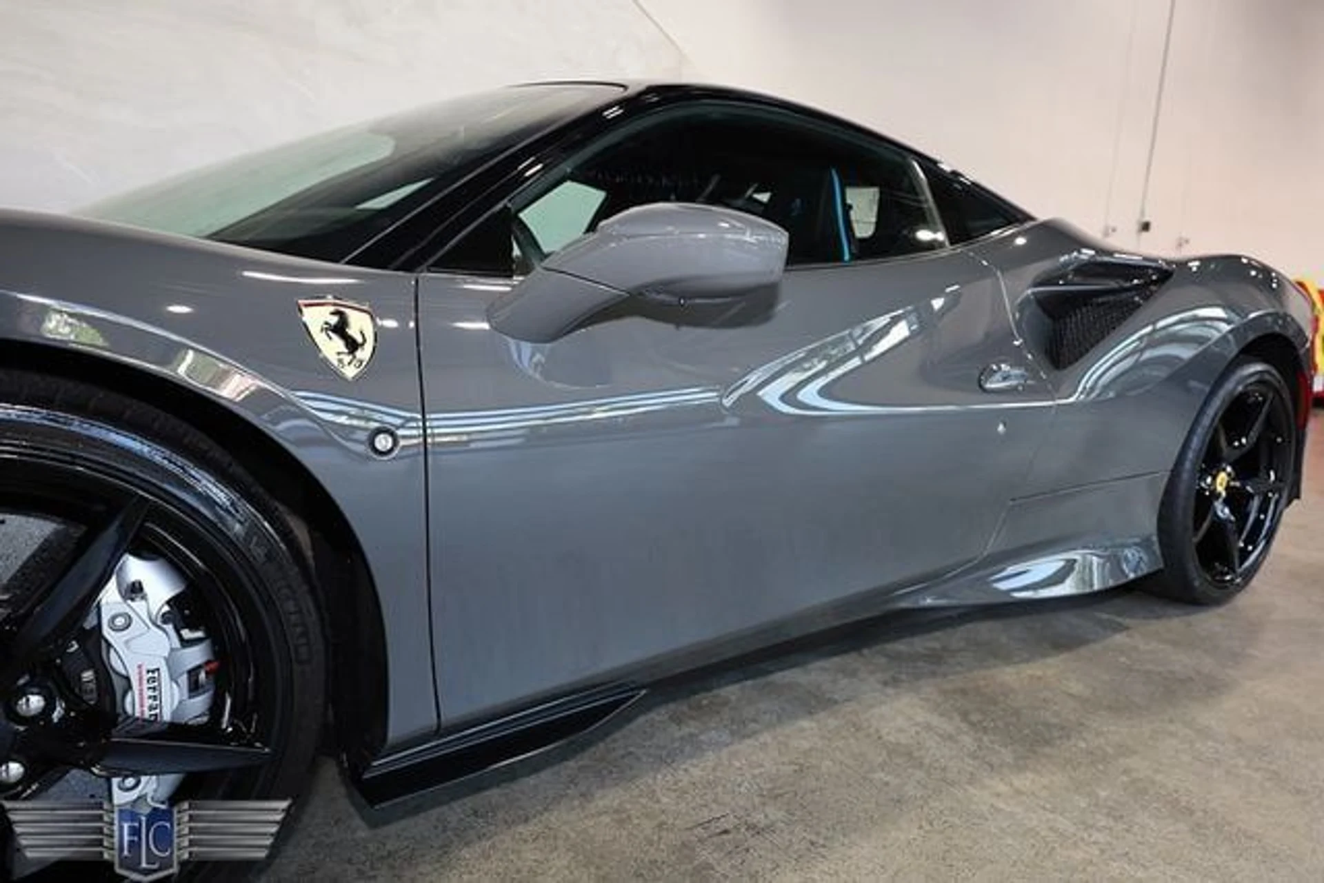 mph007_267474687_used_2022_ferrari_f8_tributo_coupe_9689_23053332_11_640_b59914a3b2