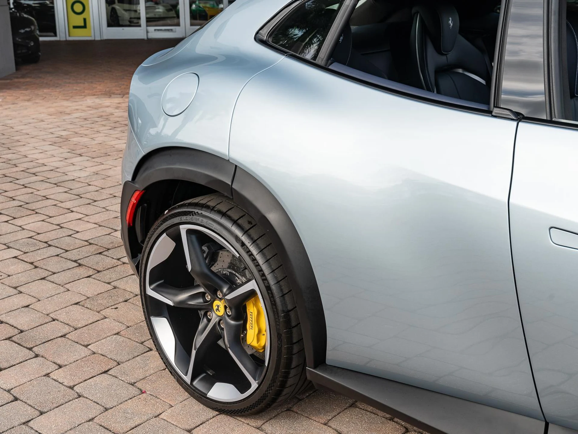 mph007_2675027579_Used_2025_Ferrari_Purosangue_AWD_1768385475_ab95d286d3