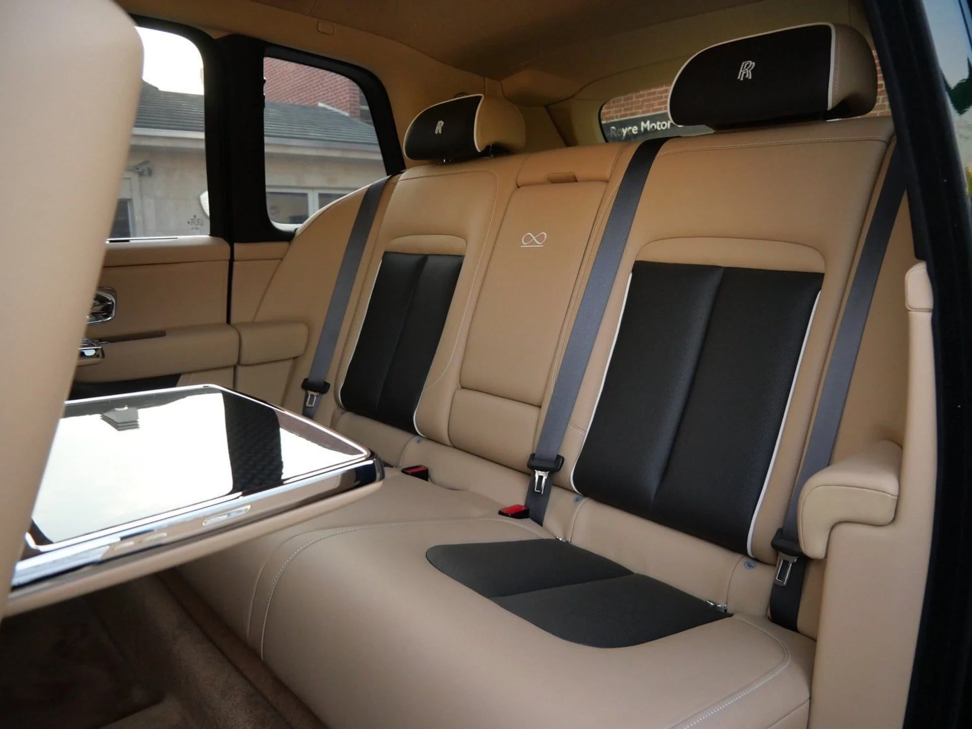 mph007_2676599164_d065be7f0aeb2ec72ff8bcc0a2cc6741x_bed9639b34