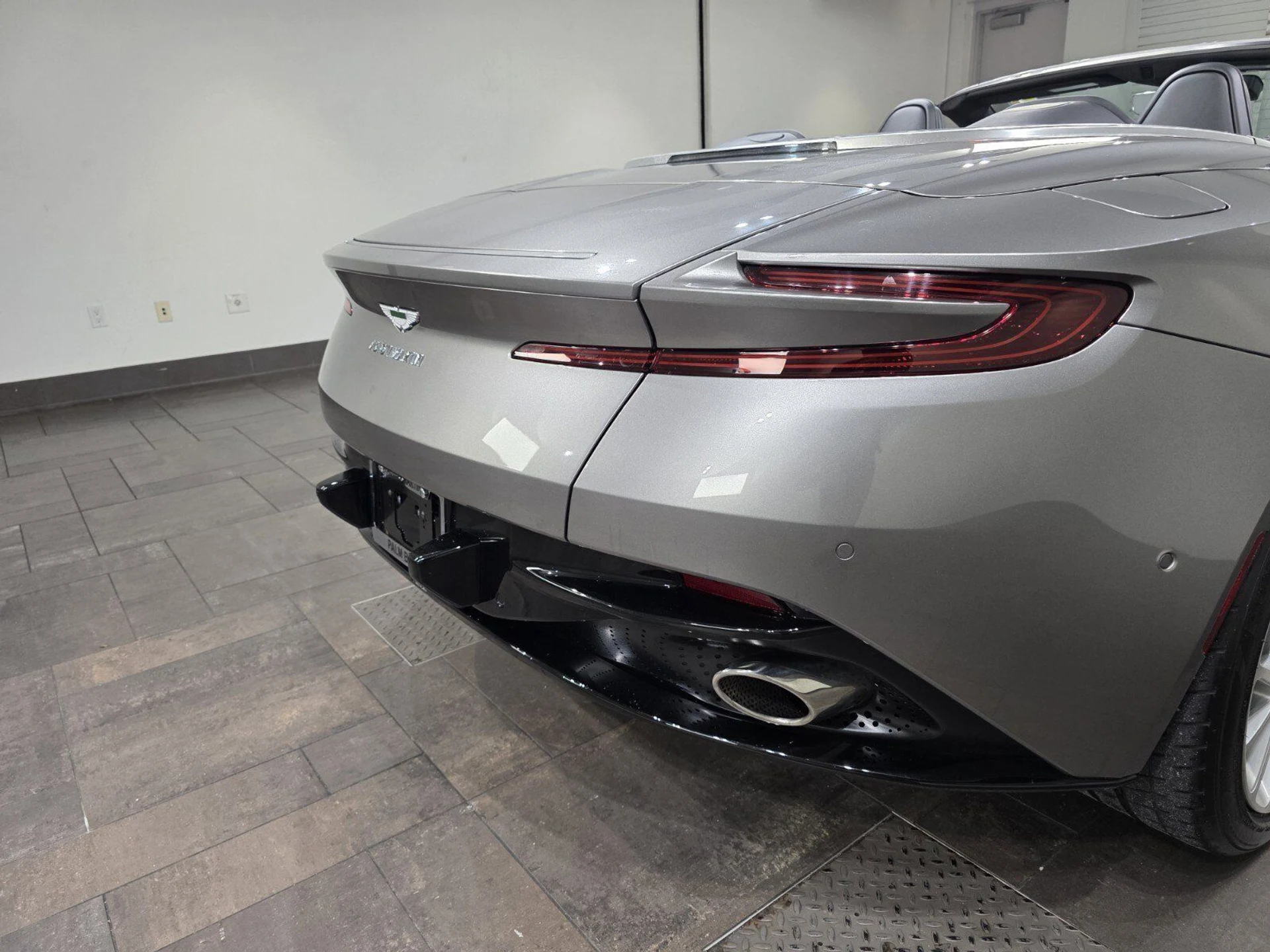 mph007_2677569418_81ce657a0395557a3cf7b3d956b50545_d31ddf8231