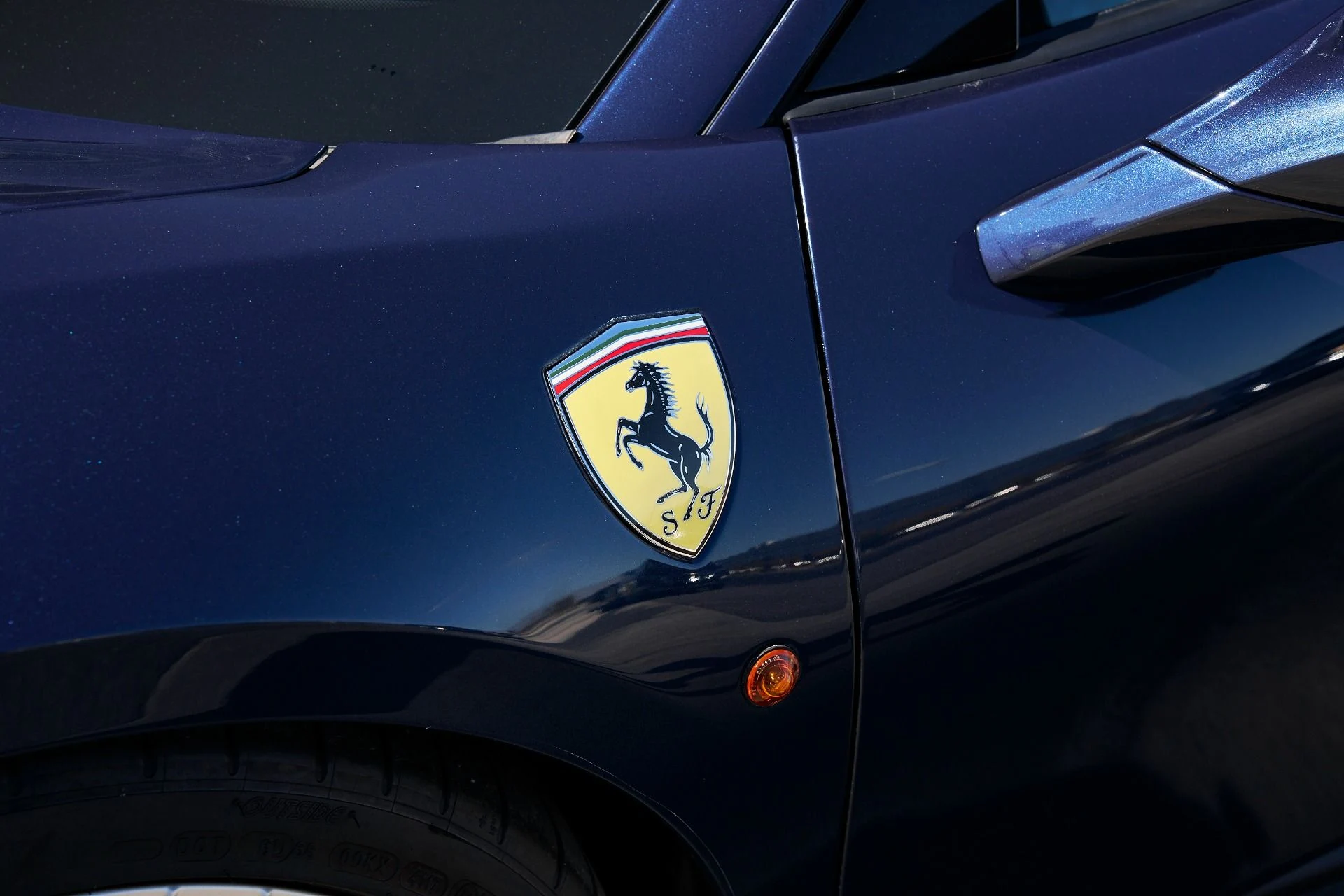 mph007_2686271933_Used_2018_Ferrari_488_GTB_Base_1759871545_262152e1b2