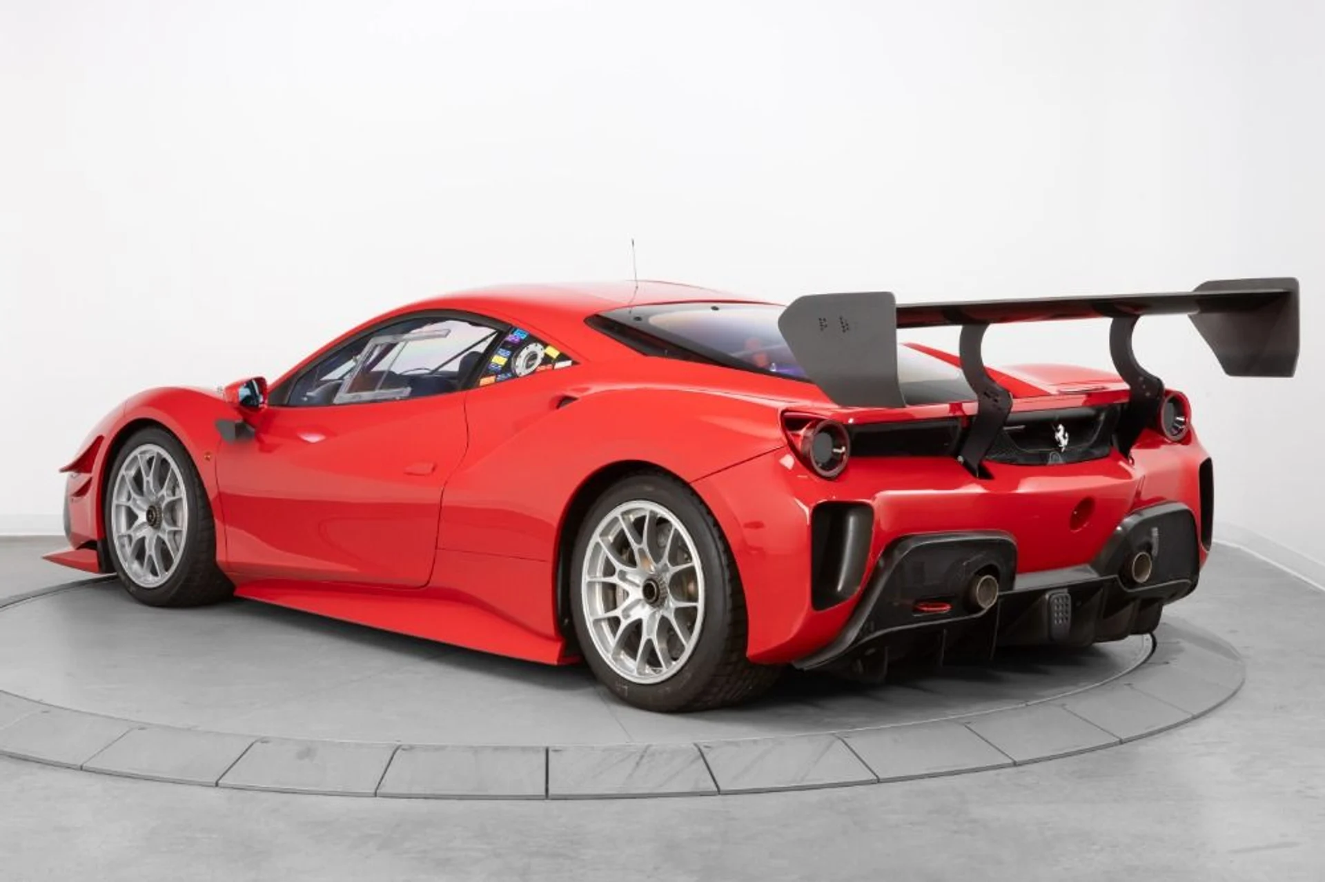 mph007_2688438758_Used_2022_Ferrari_488_Challenge_EVO_469c974066