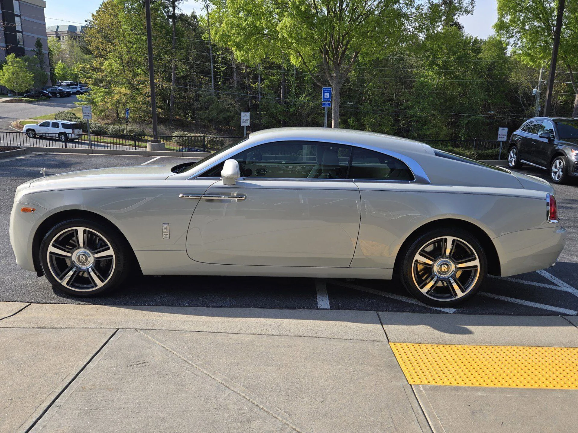 mph007_2690937641_48fc103487c244998d93951fdebf06e2x_68f462cbd3