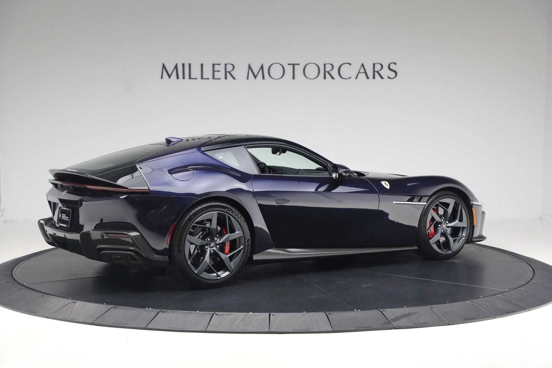 mph007_2709966857_Used_2025_Ferrari_12_Cilindri_1791216346_23c79ae026