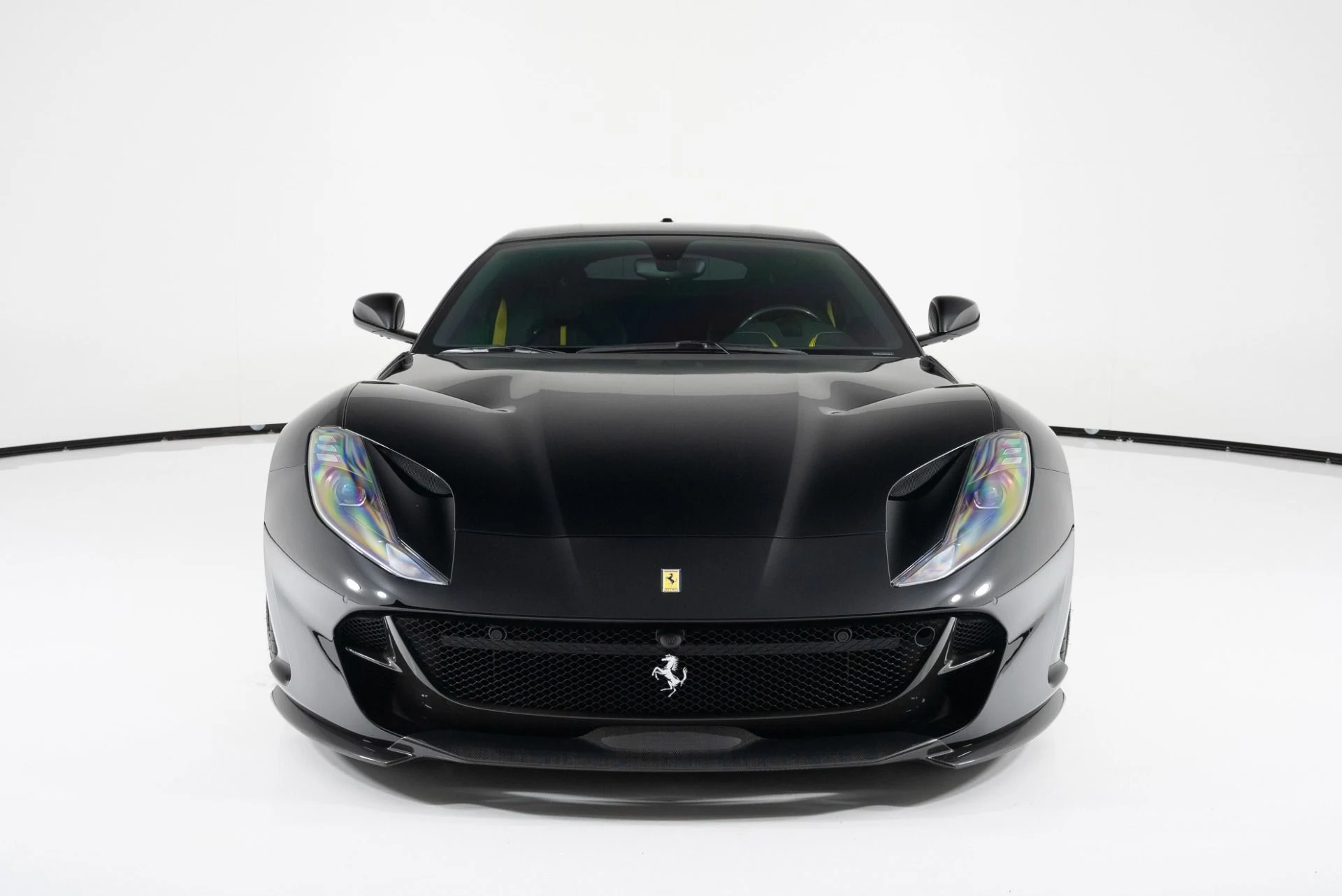 mph007_2716411373_Used_2019_Ferrari_812_Superfast_1719262590_3a158e62bc